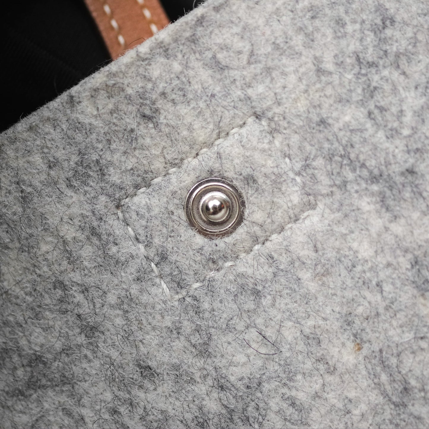Hermès Mini Evelyne 16 Gris Clair/ Gold Wool Feutre Swift Palladium Hardware