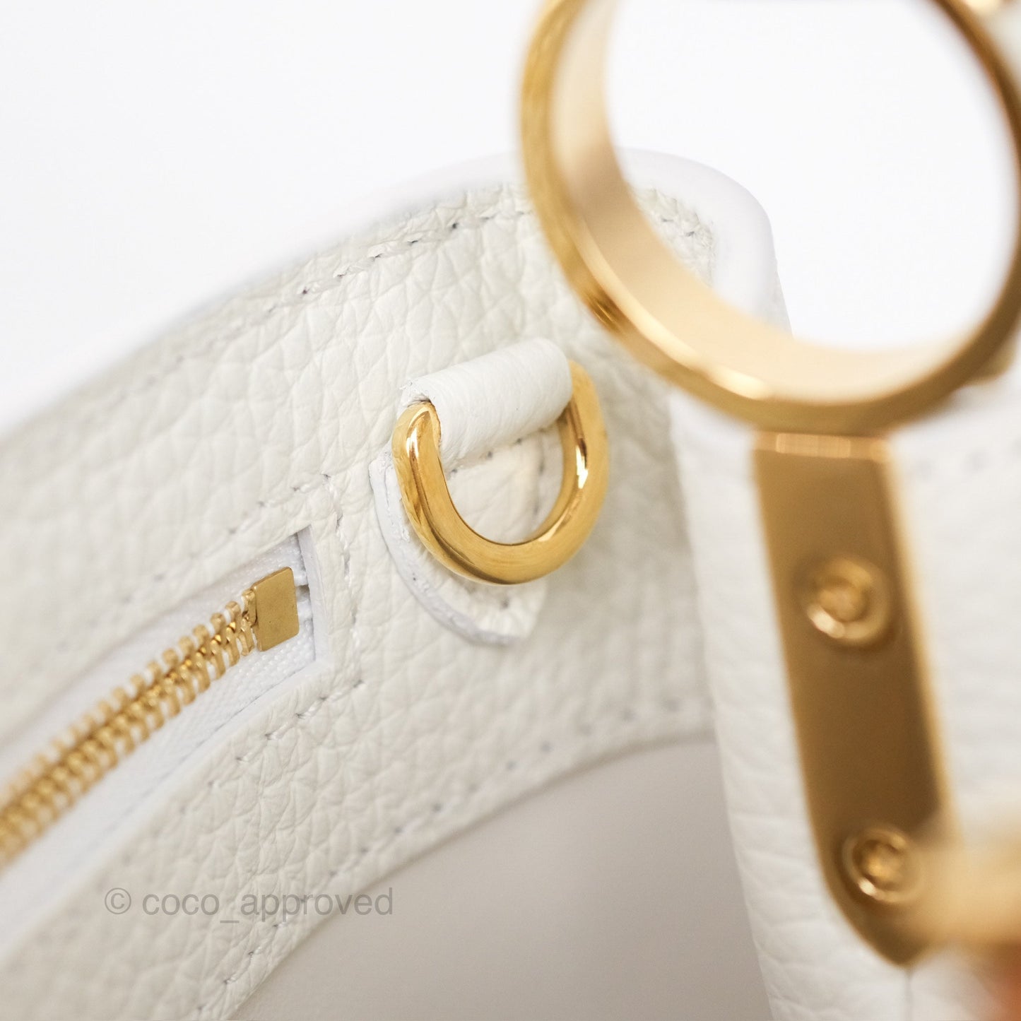 Louis Vuitton Taurillon Capucines BB Snow
