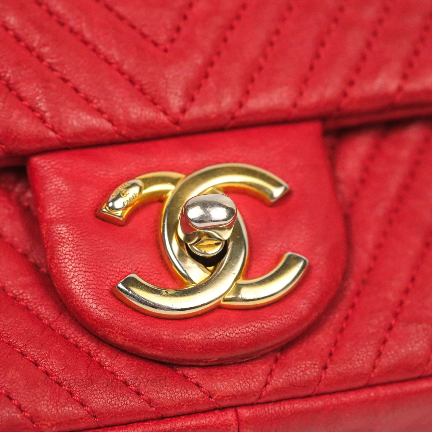 Chanel Small Chevron Surpique Flap Red Calfskin Aged Gold Hardware