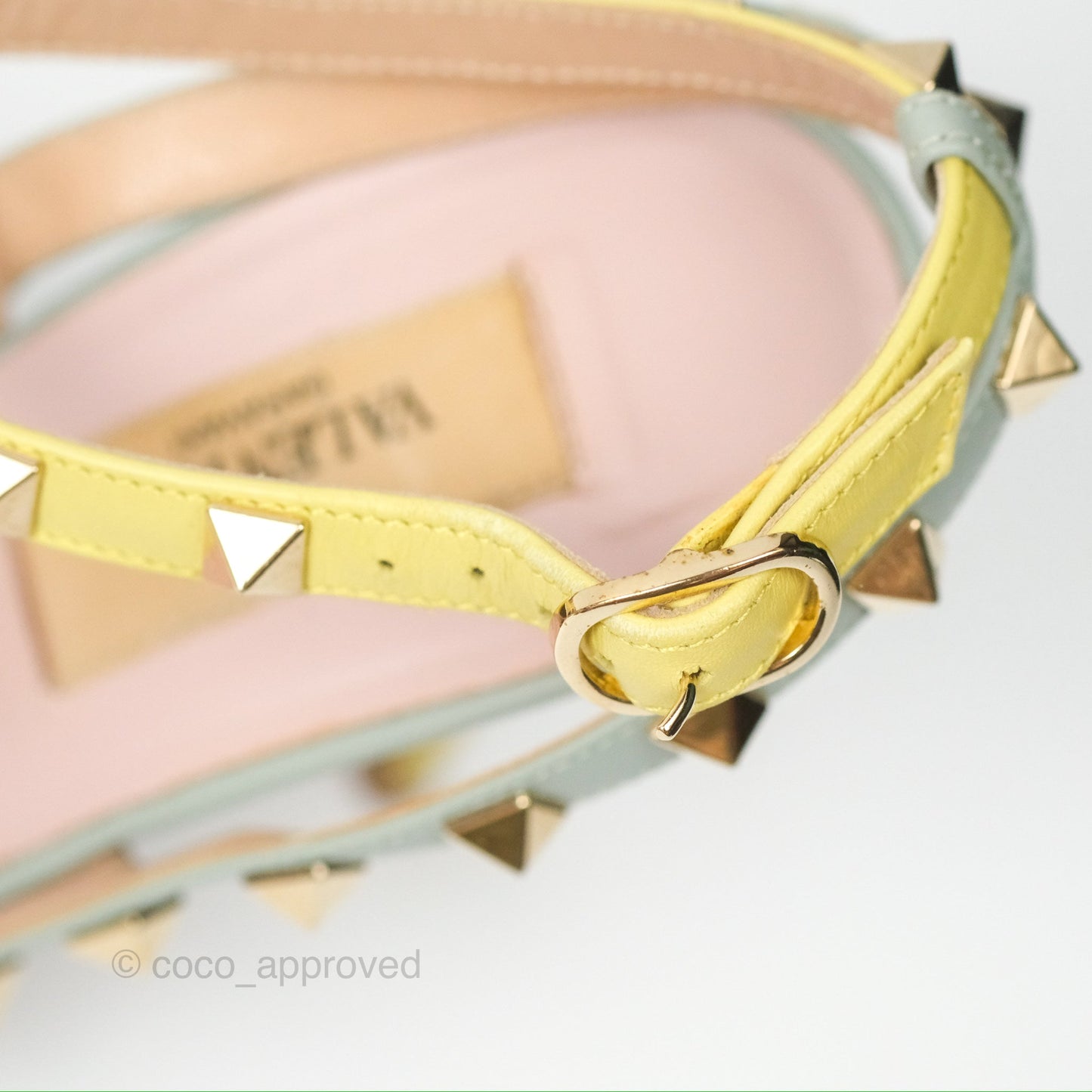 Valentino Garavani Rockstud Leather Slingback Pumps in Watercolor Size 39