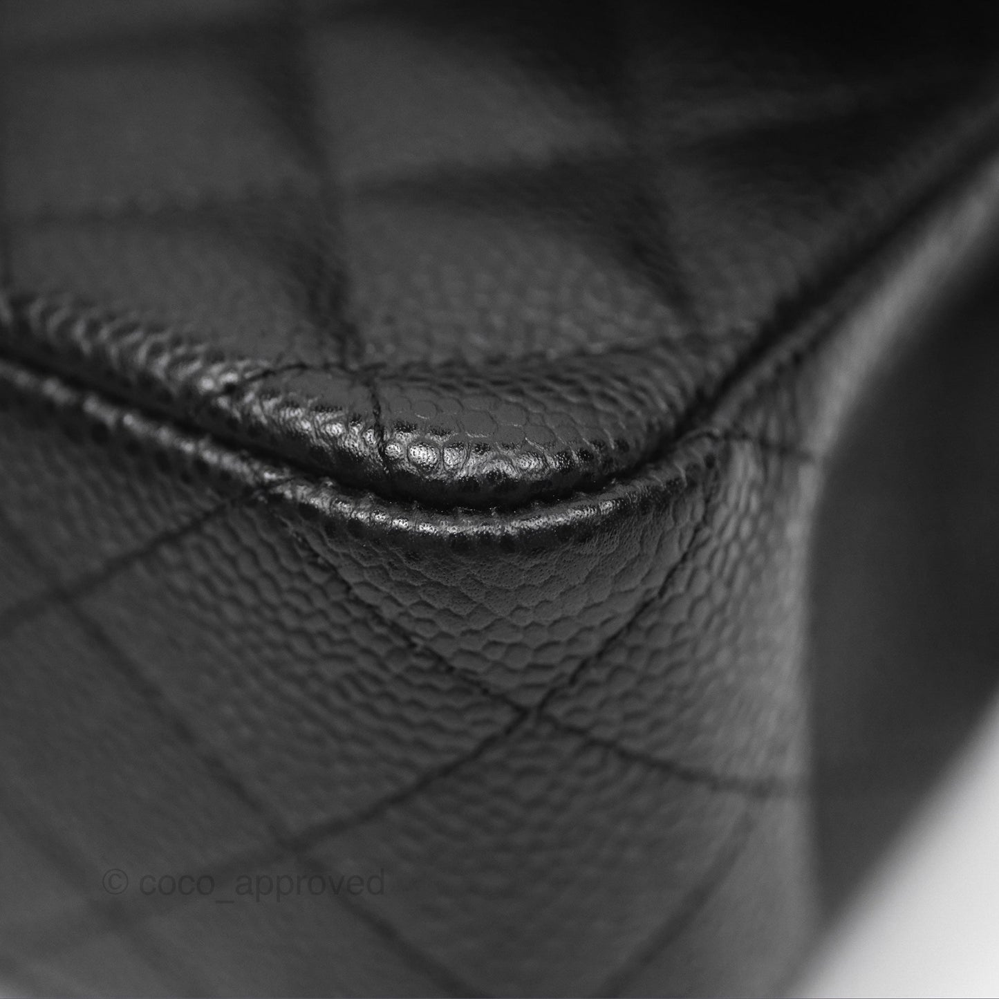 Chanel Classic M/L Medium Flap Quilted Black Caviar Gold Hardware