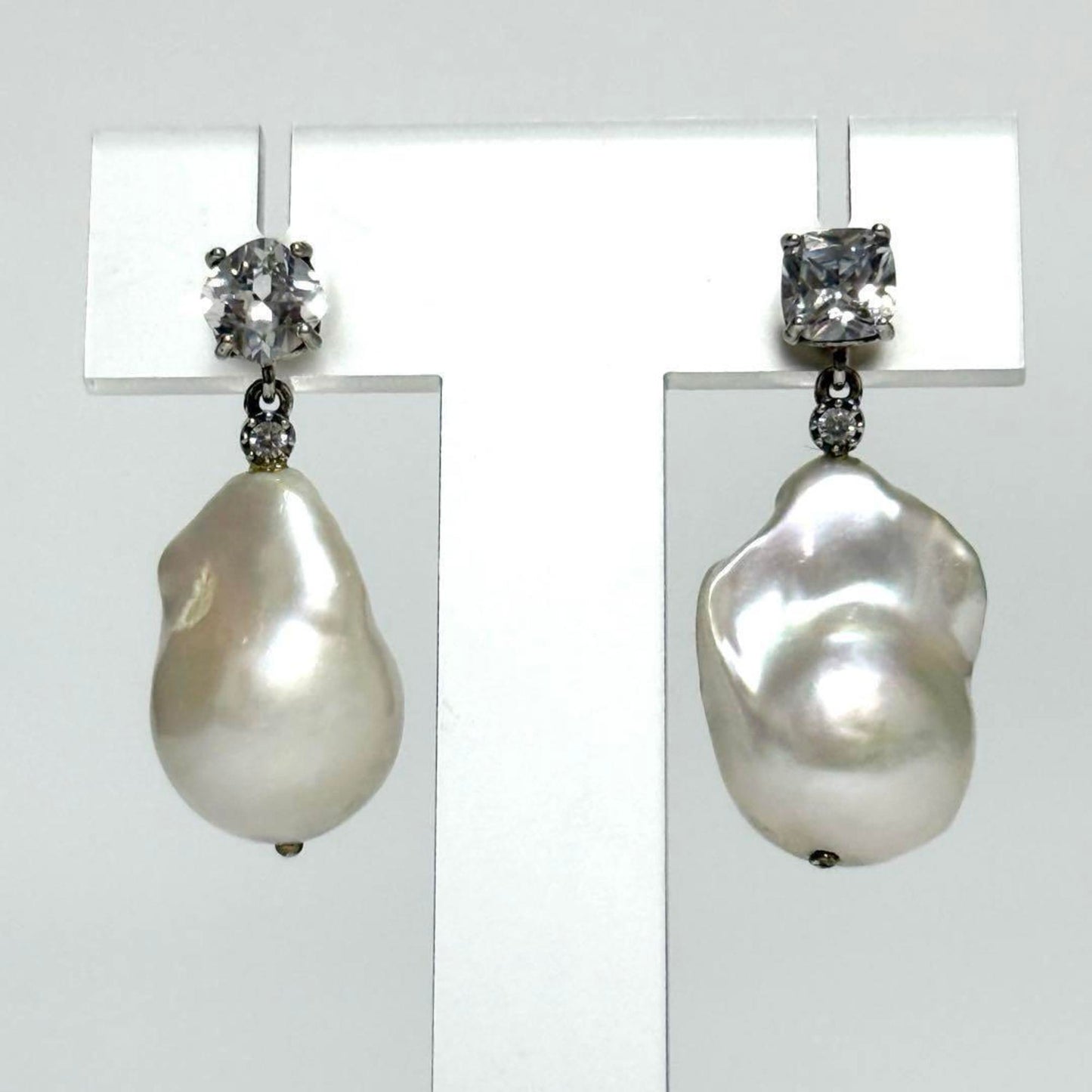 Luxury Bottega Veneta Rhinestone  925 Drop Earrings ()