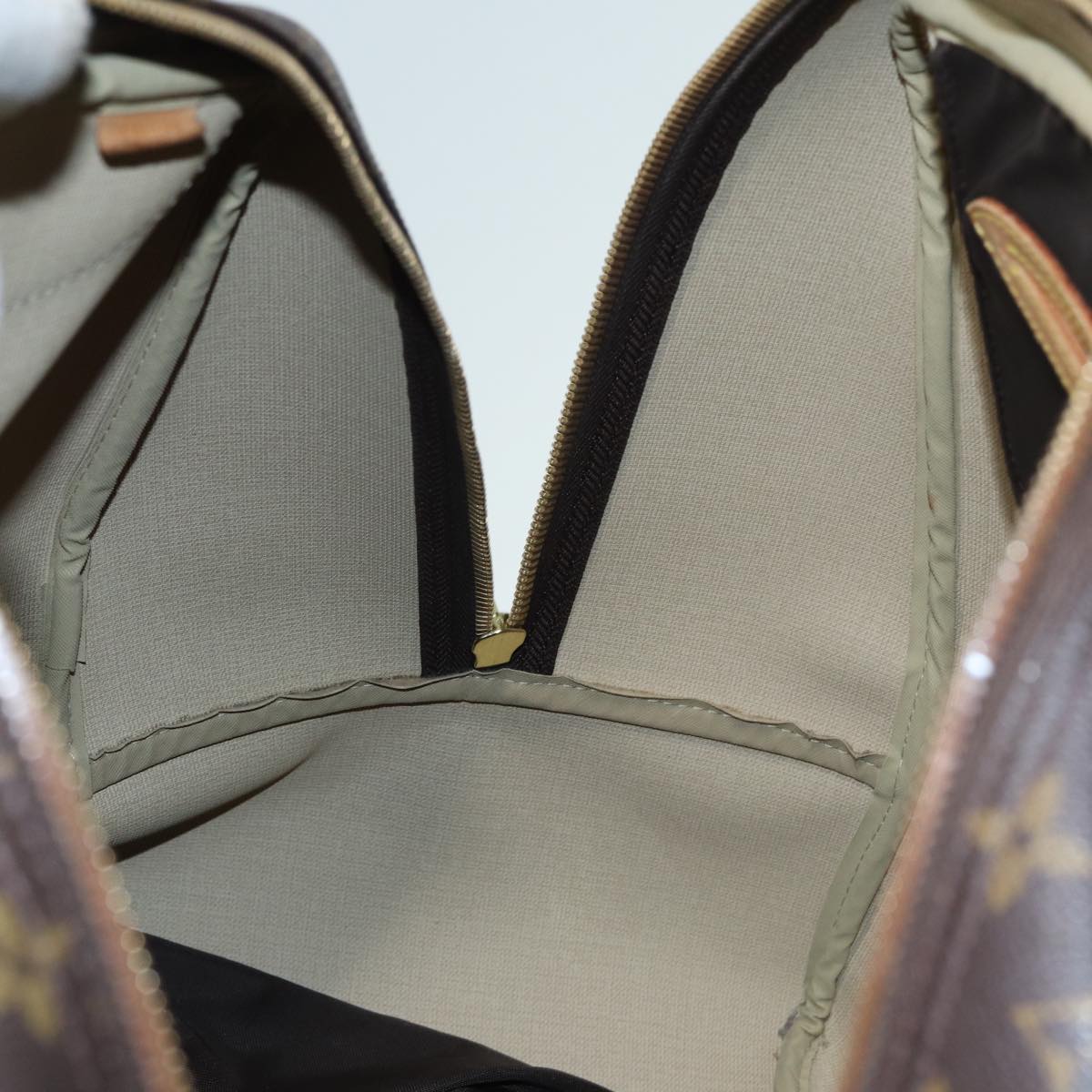 LOUIS VUITTON Monogram Evasion Boston Bag M41443 LV 81078