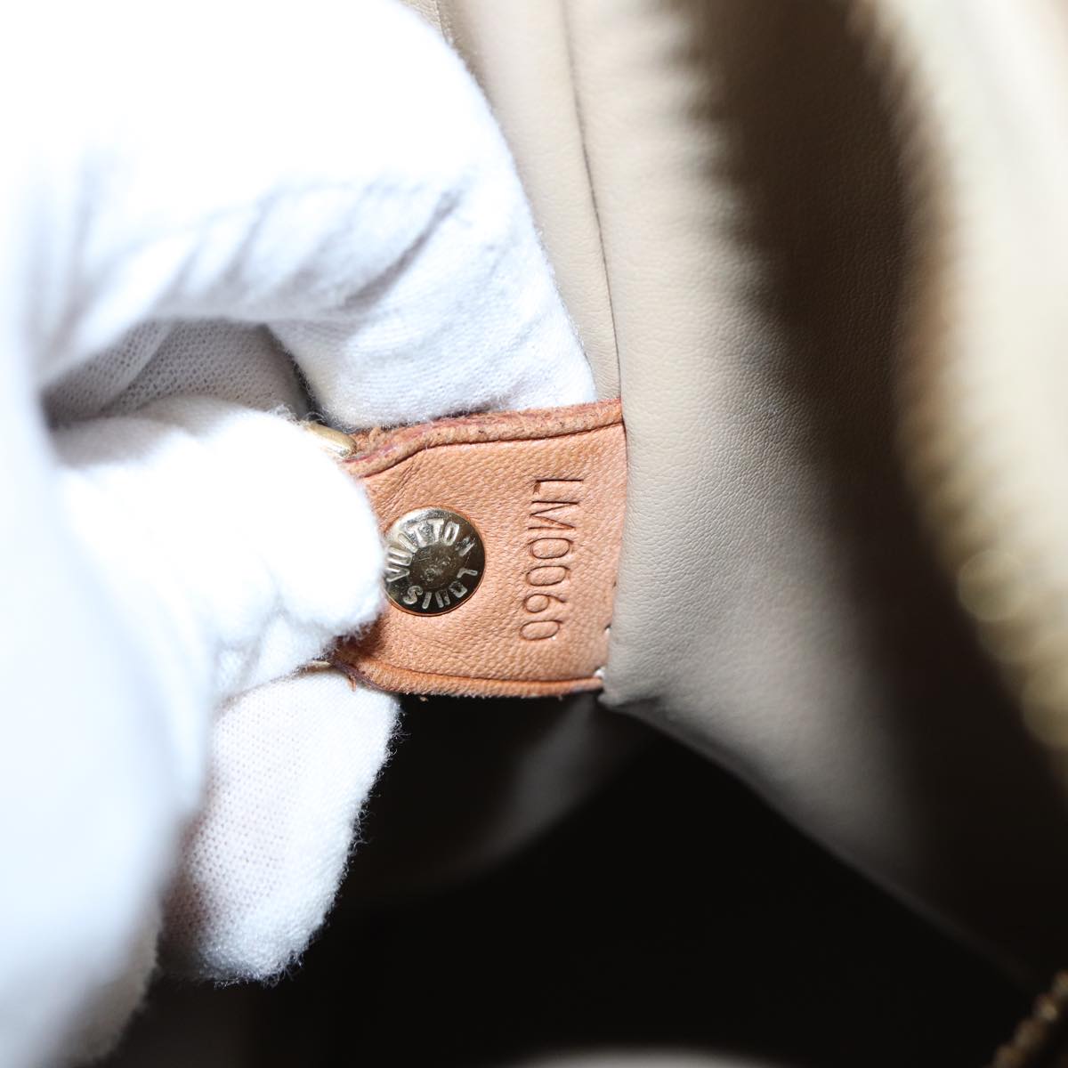 LOUIS VUITTON Monogram Vernis Houston Hand Bag Beige M91004 LV 81273