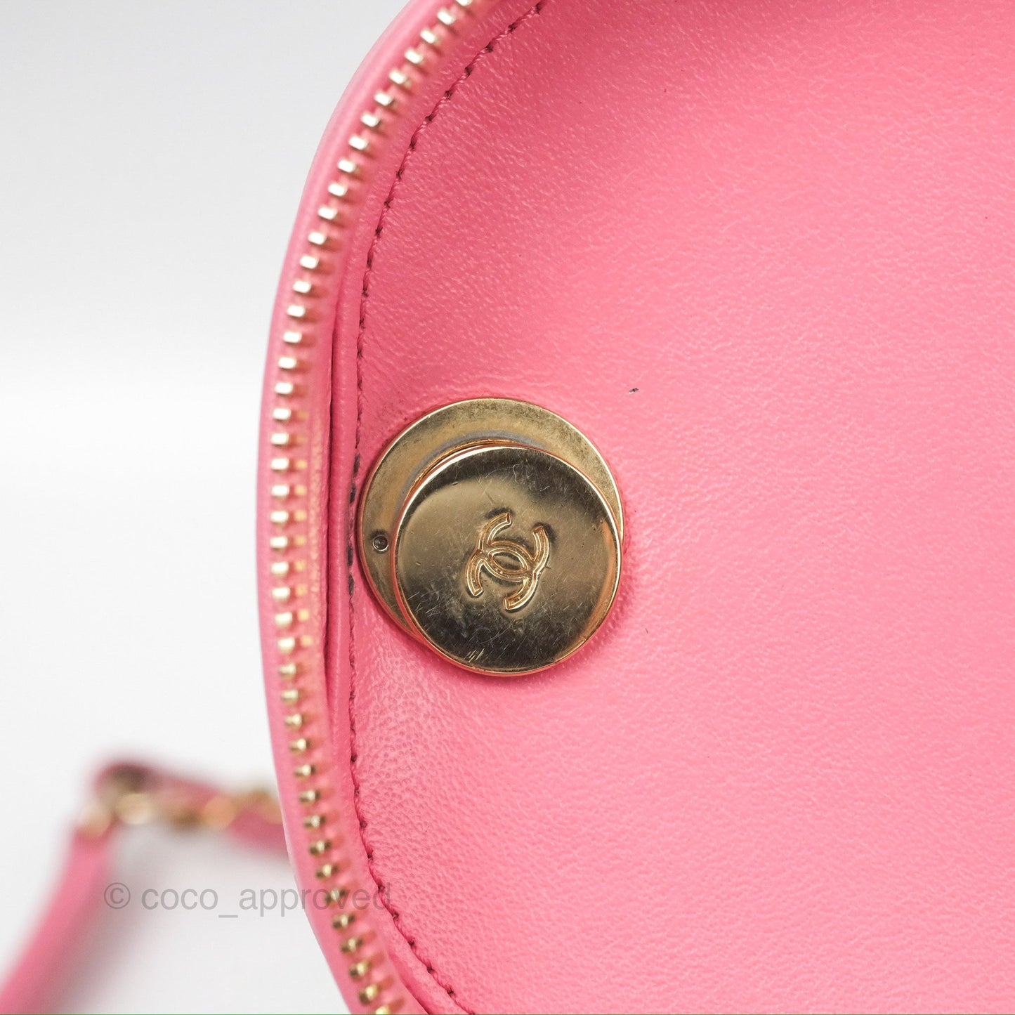 Chanel Small Quilted Top Handle Vanity Case Pink Lambskin Gold Hardware