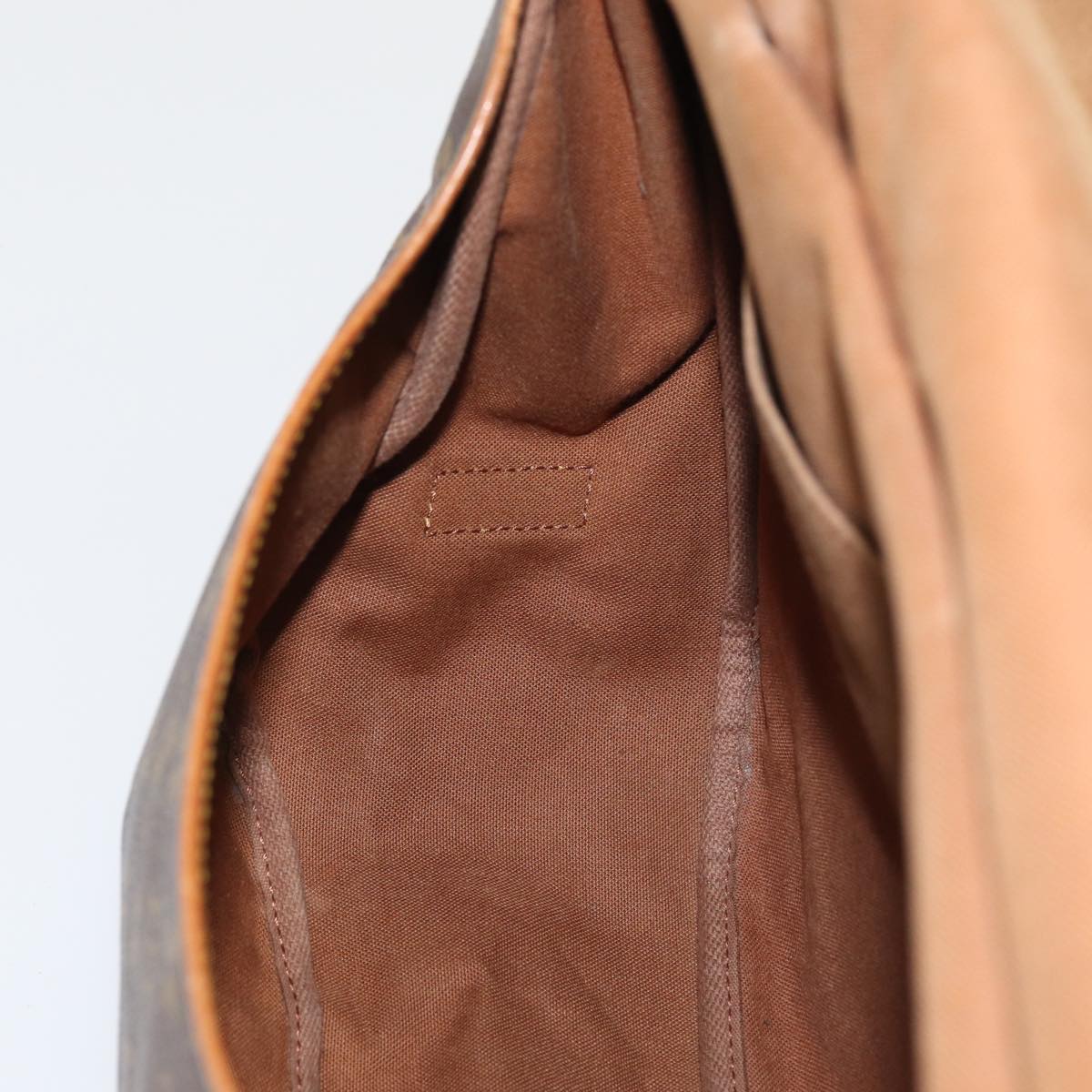 LOUIS VUITTON Monogram Saumur 35 Shoulder Bag M42254 LV 81311