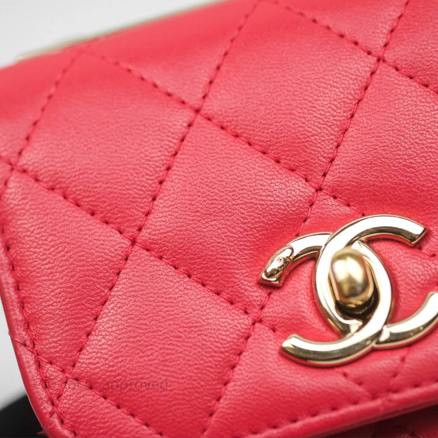 Chanel Mini Quilted Trendy CC Clutch With Chain Red Lambskin Gold Hardware