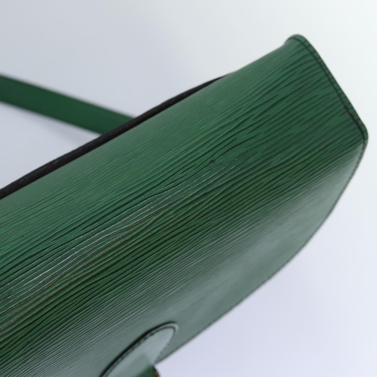 LOUIS VUITTON Epi Saint Cloud GM Shoulder Bag Green M52194 LV 81536