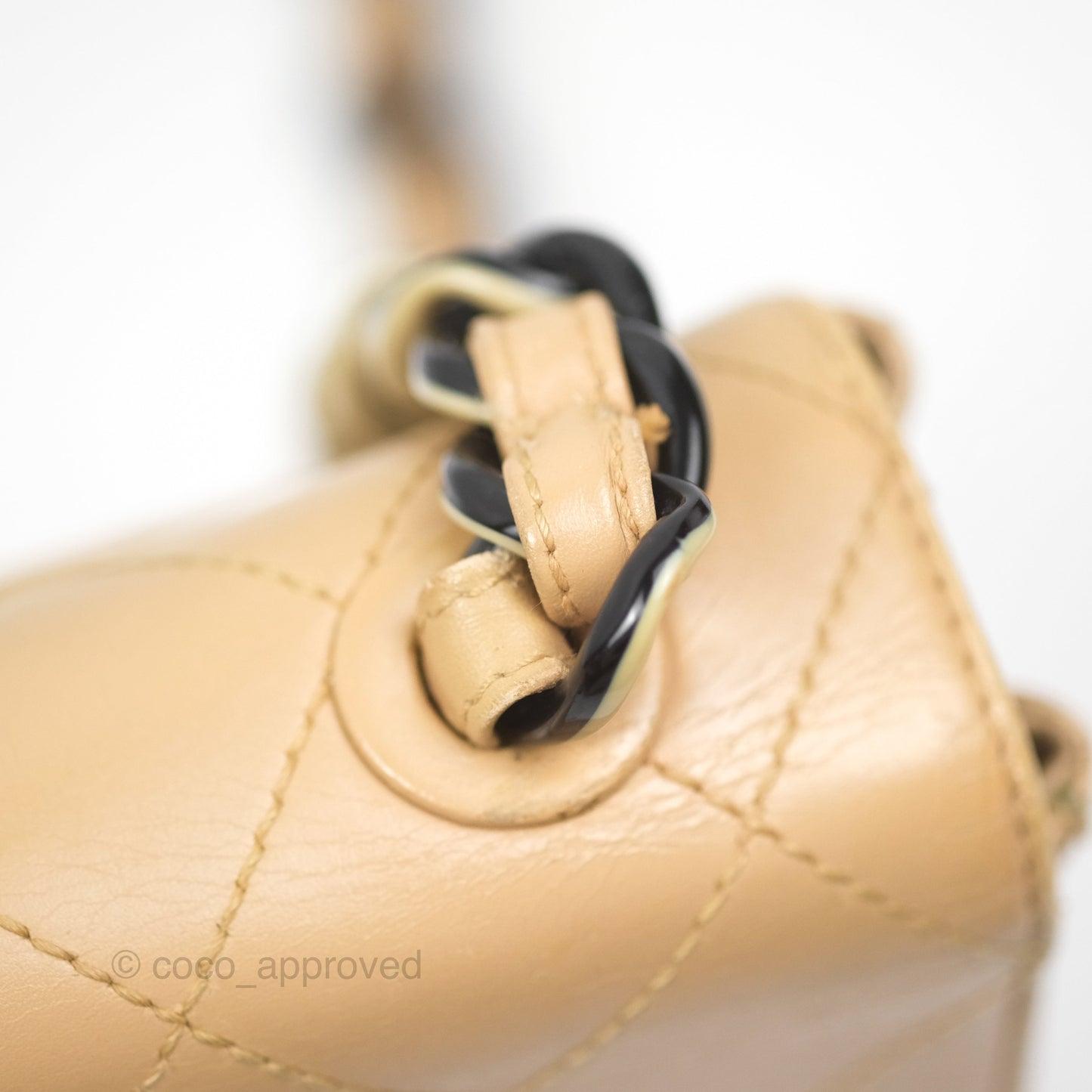 Chanel Vintage Jumbo Beige Flap Bag Lambskin Enamel Hardware