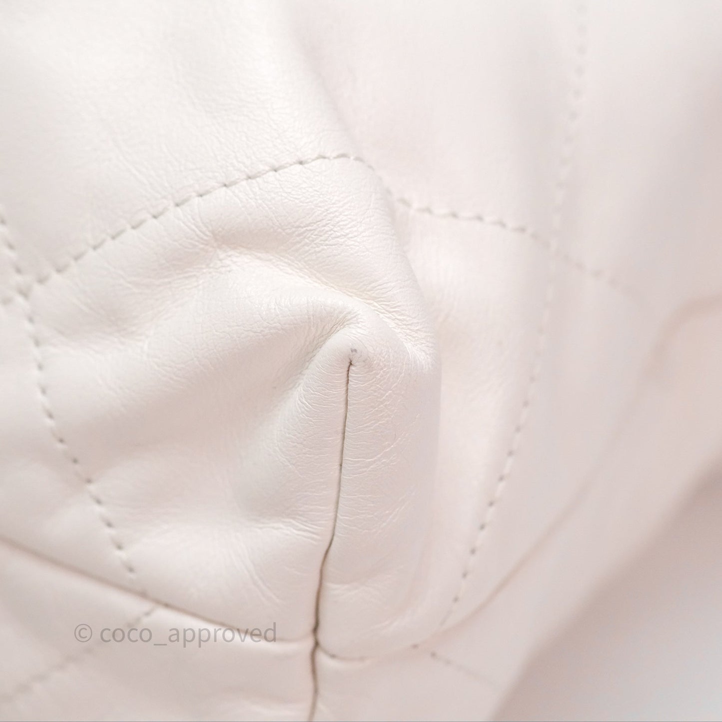 Chanel 22 Small White Shiny Calfskin Aged Gold Hardware