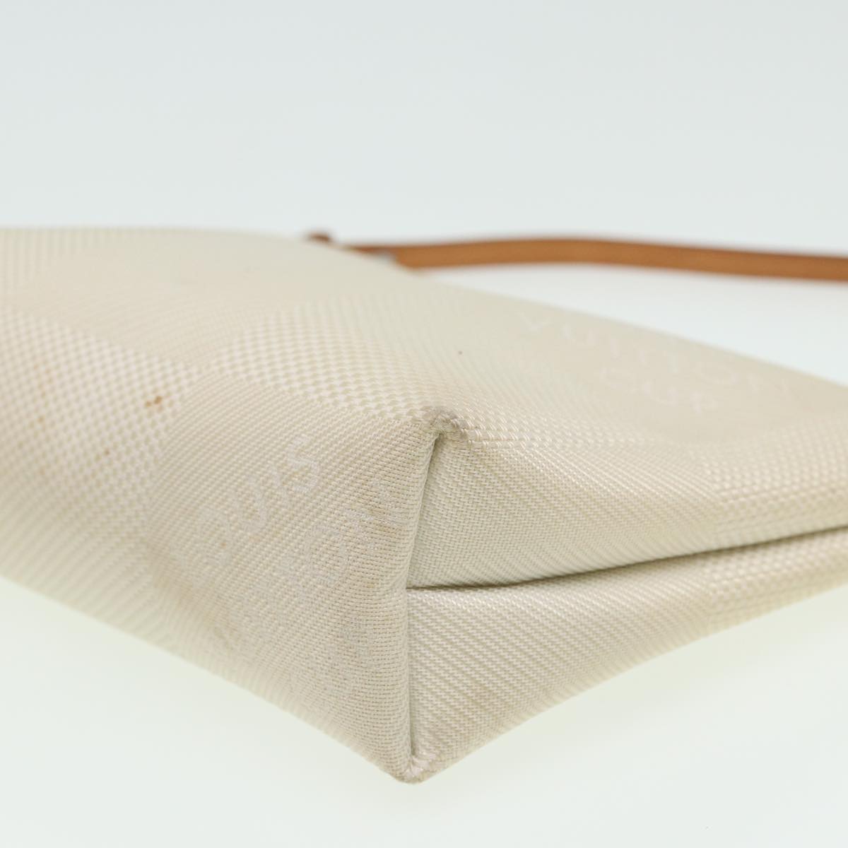 LOUIS VUITTON Damier Geant Vuitton cup Volunteer Pouch White M80634 81698