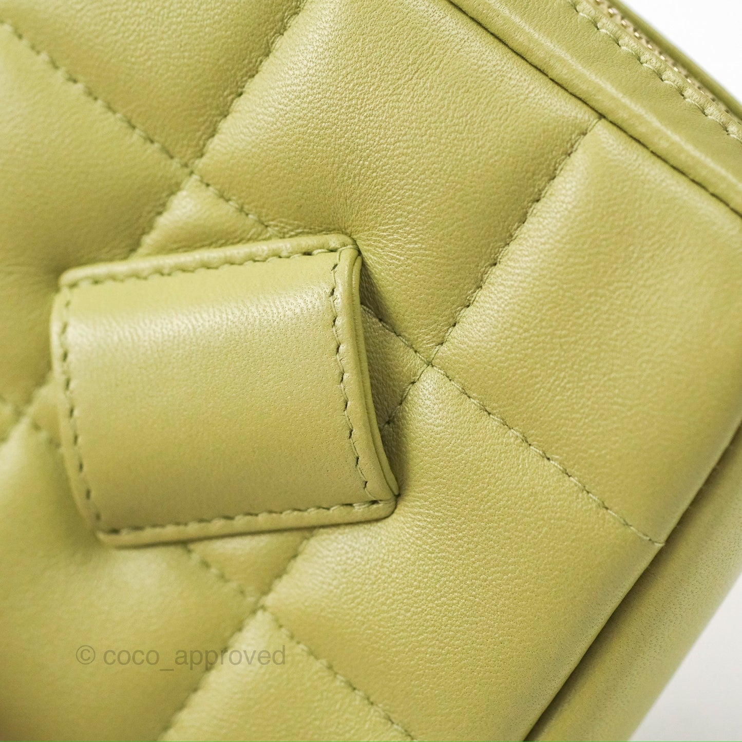 Chanel Diamond Belt Coin Purse Avocado Green Lambskin Aged Gold Hardware