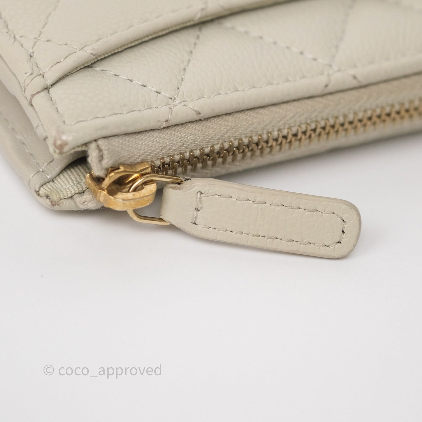Chanel Zipper Card Holder Wallet Light Grey Caviar Gold Hardware
