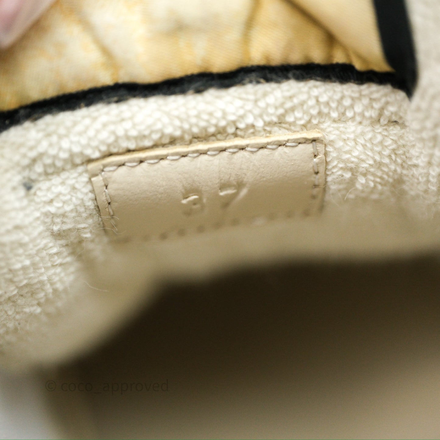 Gucci Crystals Embellished Low Top Sneakers Size 37