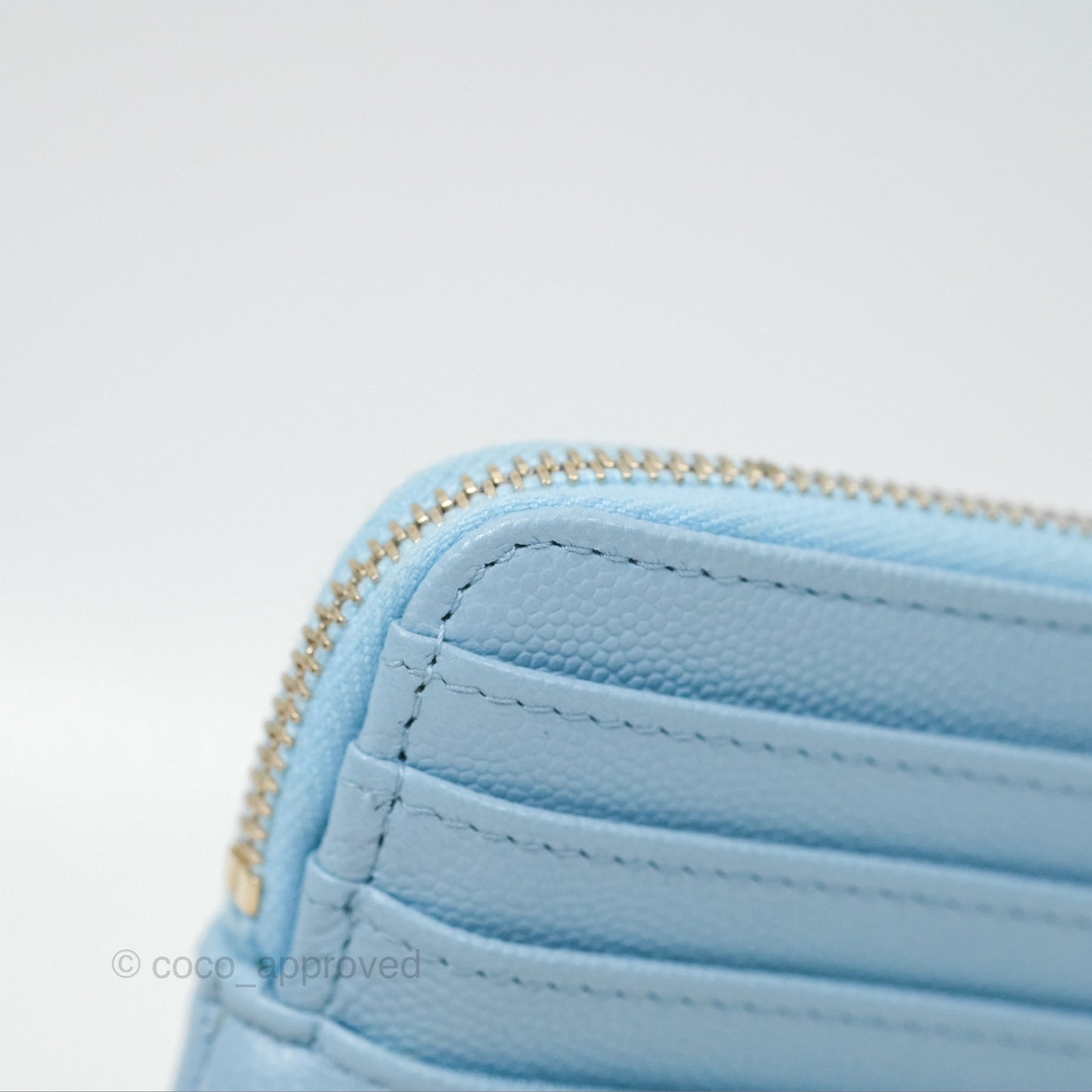 Chanel Zipped Coin Purse Card Holder Blue Caviar 22S
