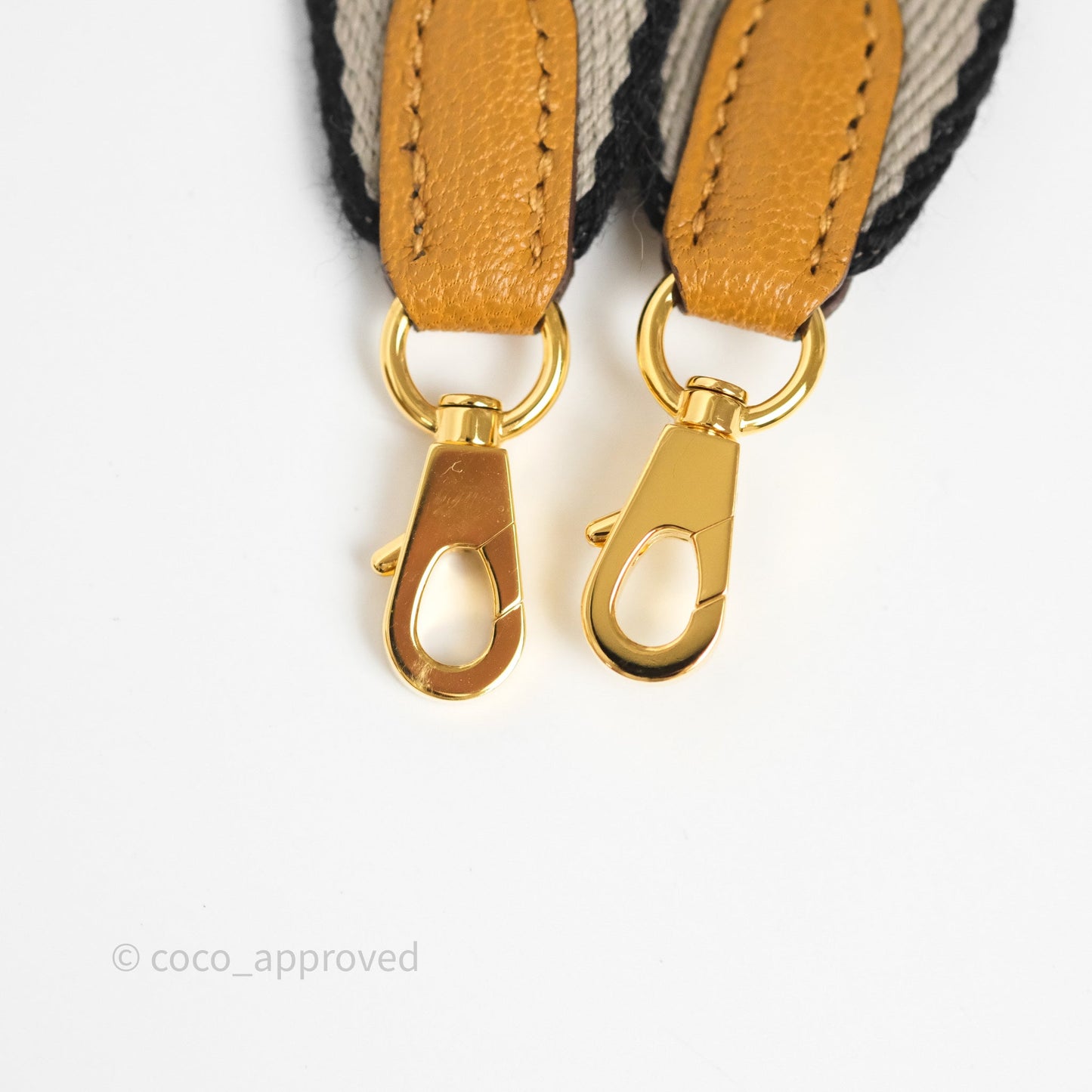 Hermès Bolide Mini 1923 Caramel 28 Chevre Mysore Strap Ficelle/Black Gold Hardware