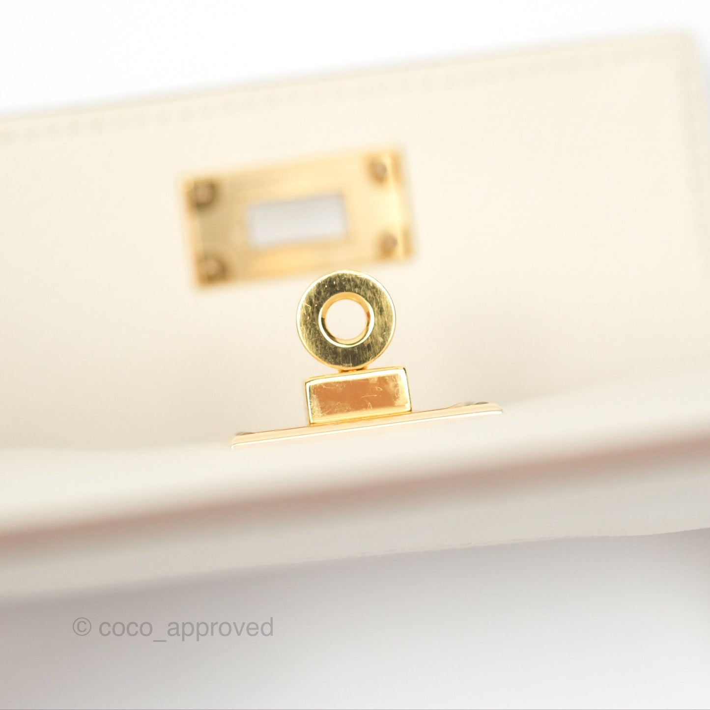 Hermès Kelly Pocket Compact Wallet Nata I2 Gold Hardware