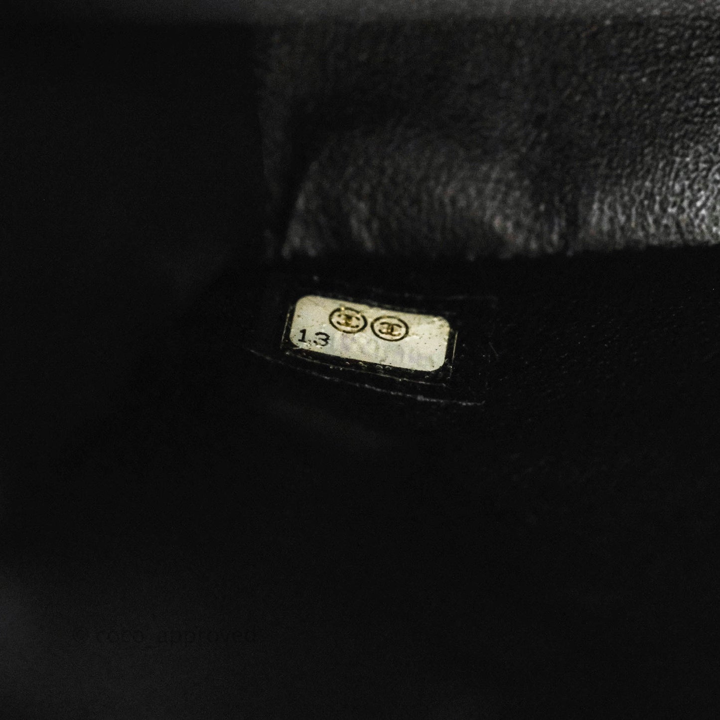 Chanel Quilted M/L Medium Double Flap Black Caviar Gold Hardware