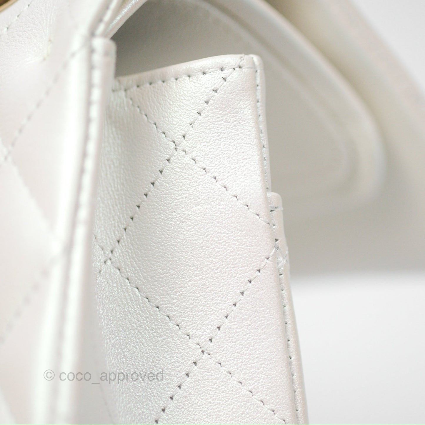 Chanel Classic M/L Medium Double Flap Iridescent White Calfskin Gold Hardware
