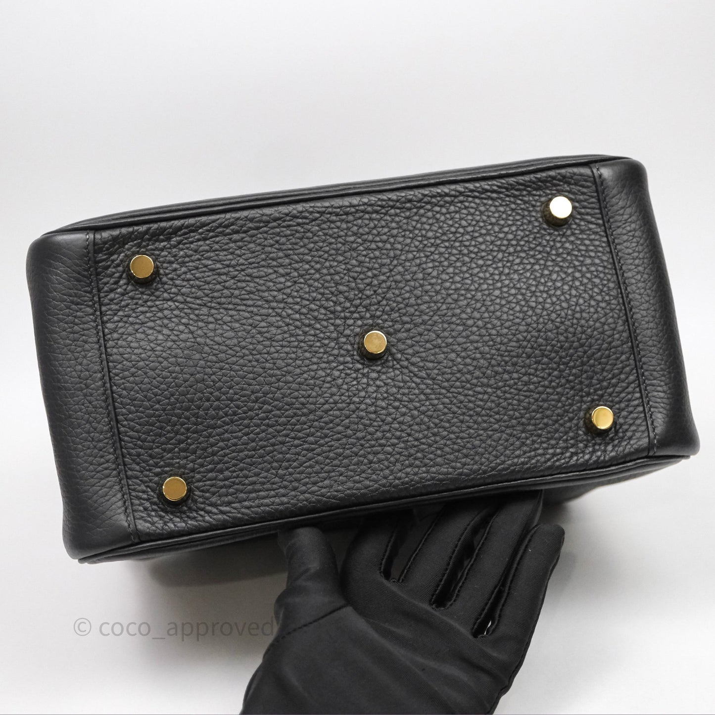 Hermes Lindy 26 Black Noir 89 Clemence Gold Hardware
