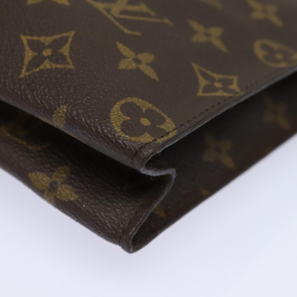 LOUIS VUITTON Monogram Poche Toilette 26 Pouch M47542 LV 82058
