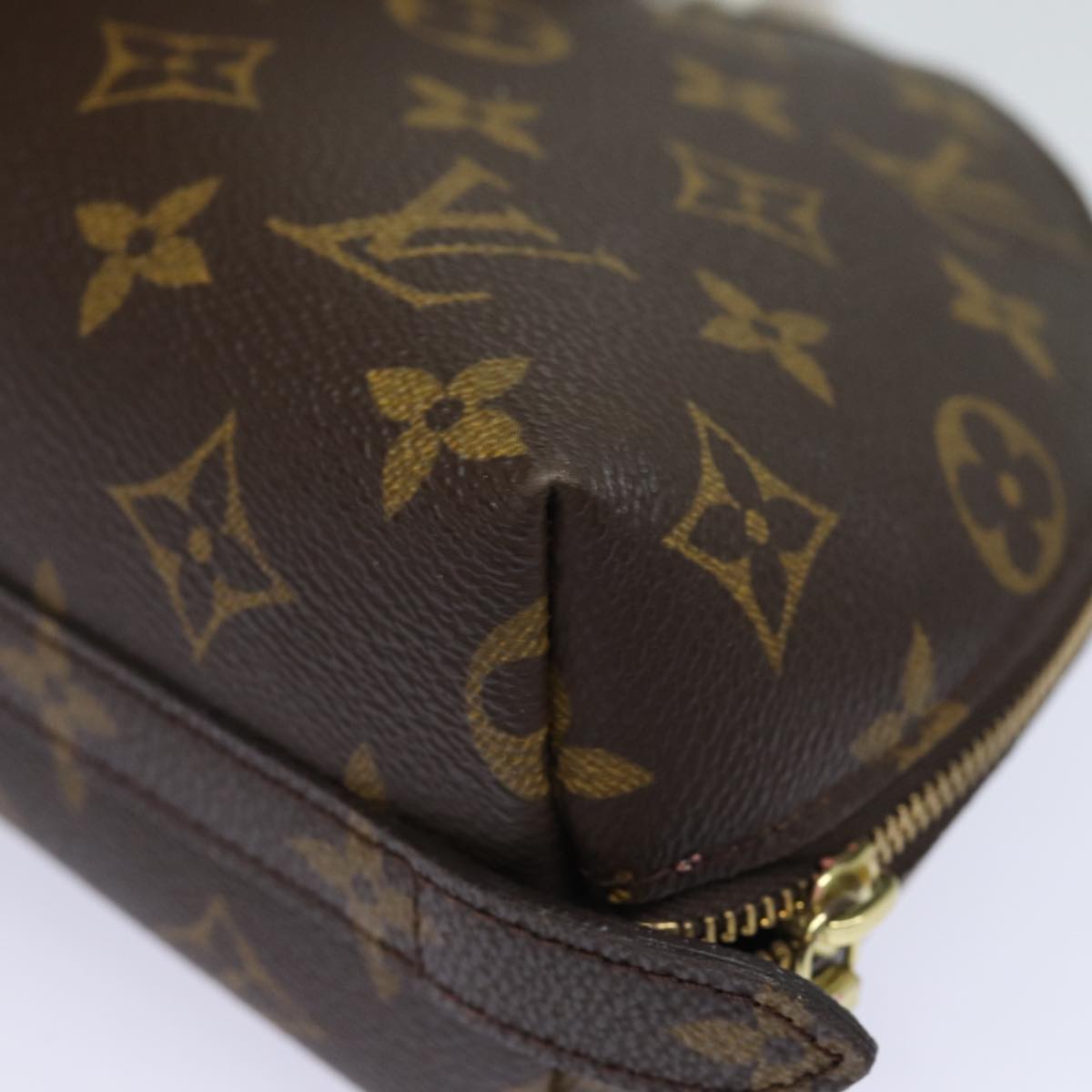 LOUIS VUITTON Monogram Trousse Demi Ronde Cosmetic Pouch M47520 LV 82207