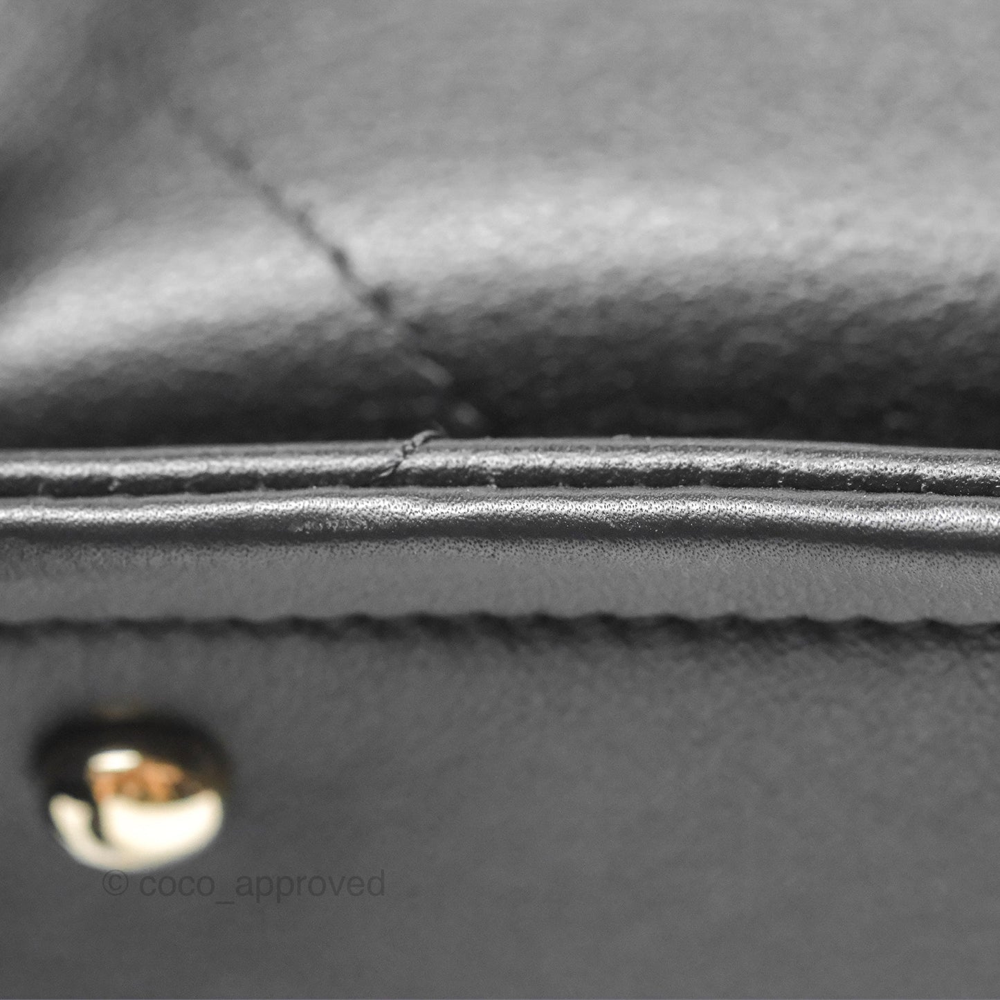 Chanel CC Zipped Shopping Tote Calfskin Gold Hardware