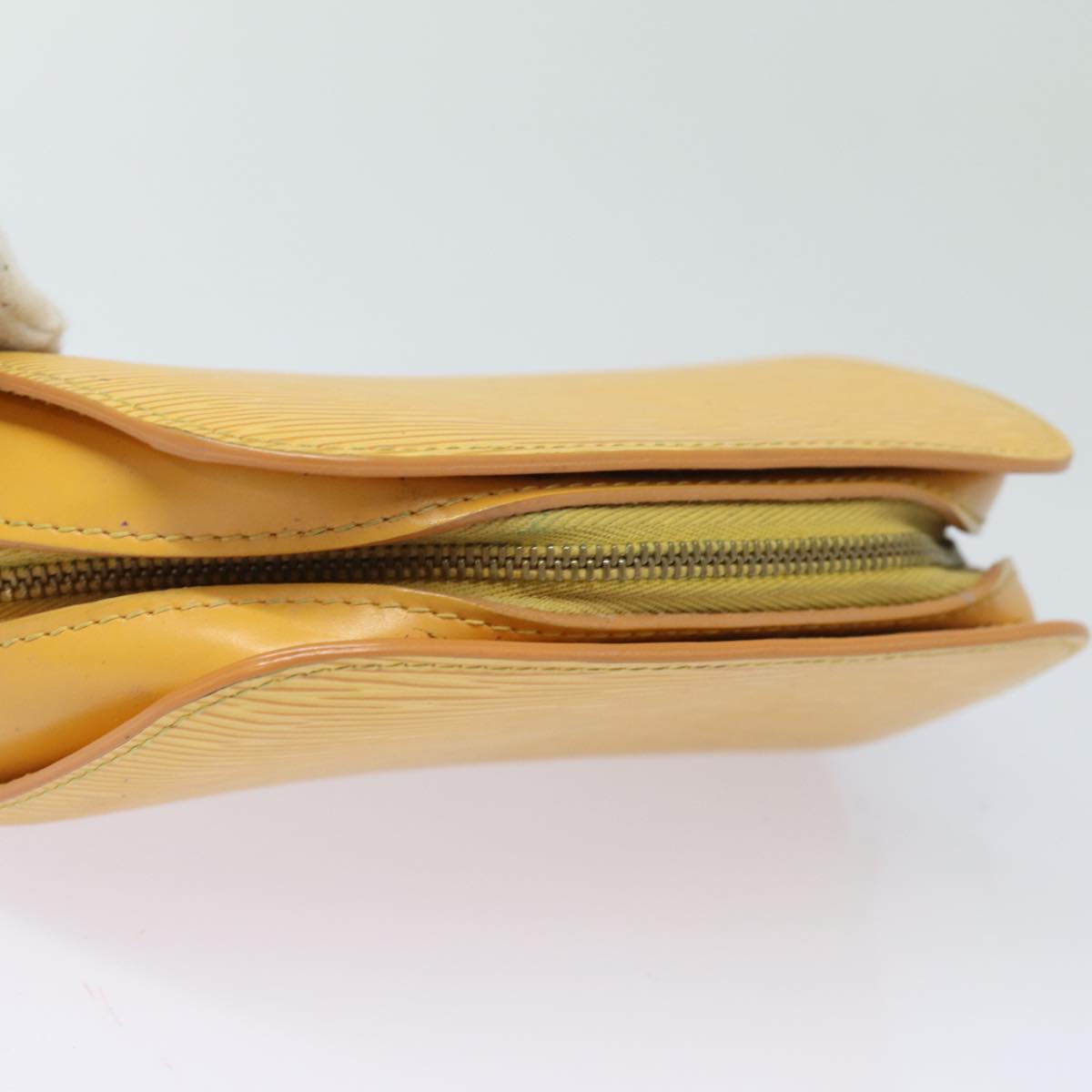 LOUIS VUITTON Epi Dauphine PM Pouch Yellow M48449 LV 82347