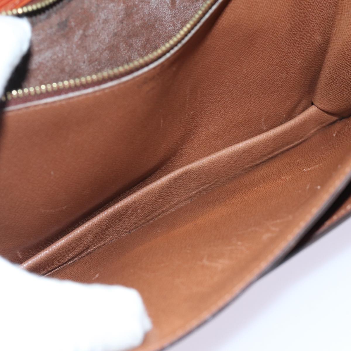 LOUIS VUITTON Epi Serie Dragonne Hand Bag Brown Zipang gold M52618 LV 82378