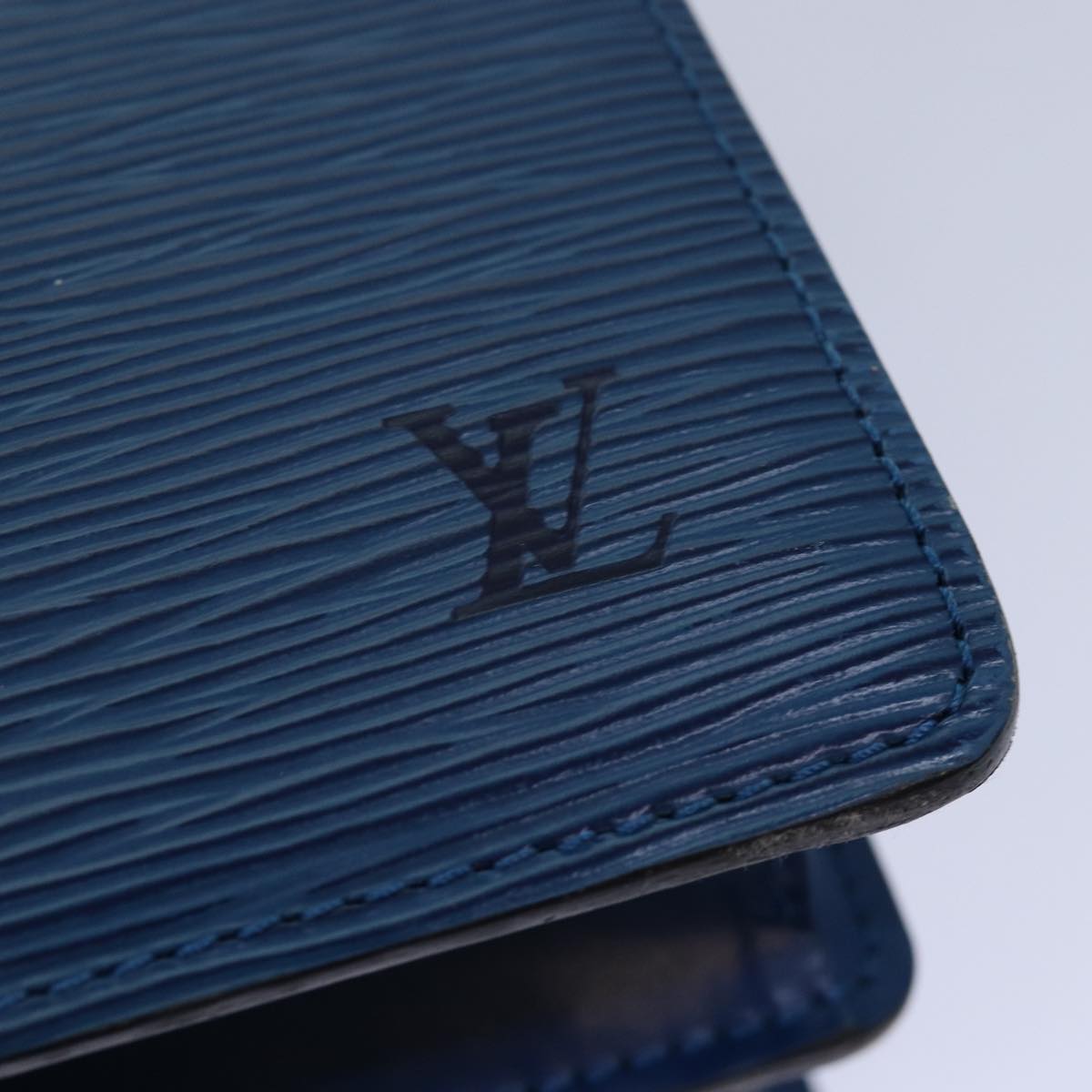 LOUIS VUITTON Epi Capuchin Shoulder Bag Blue M52345 LV 82383