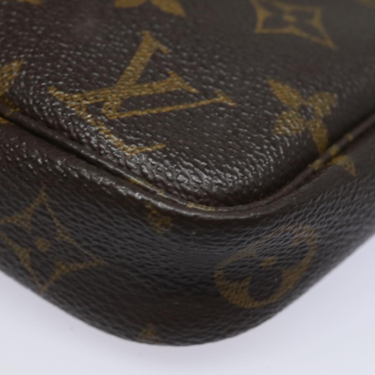 LOUIS VUITTON Monogram Pochette Accessoires Pouch M51980 LV 82467