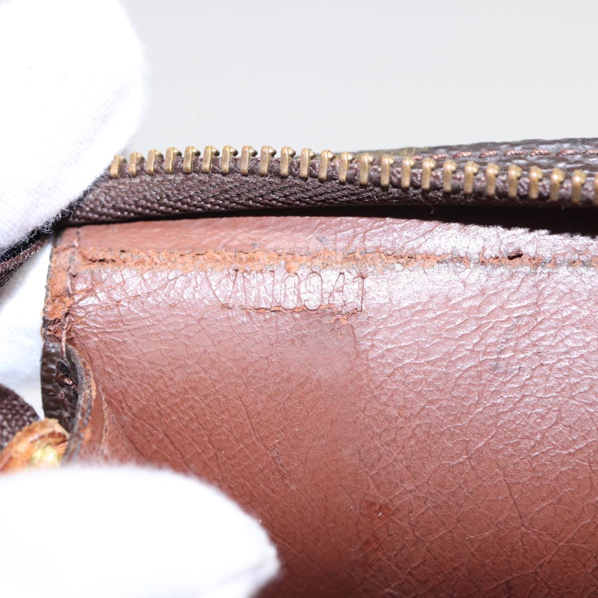 LOUIS VUITTON Monogram Poche Toilette 26 Pouch M47542 LV 82472