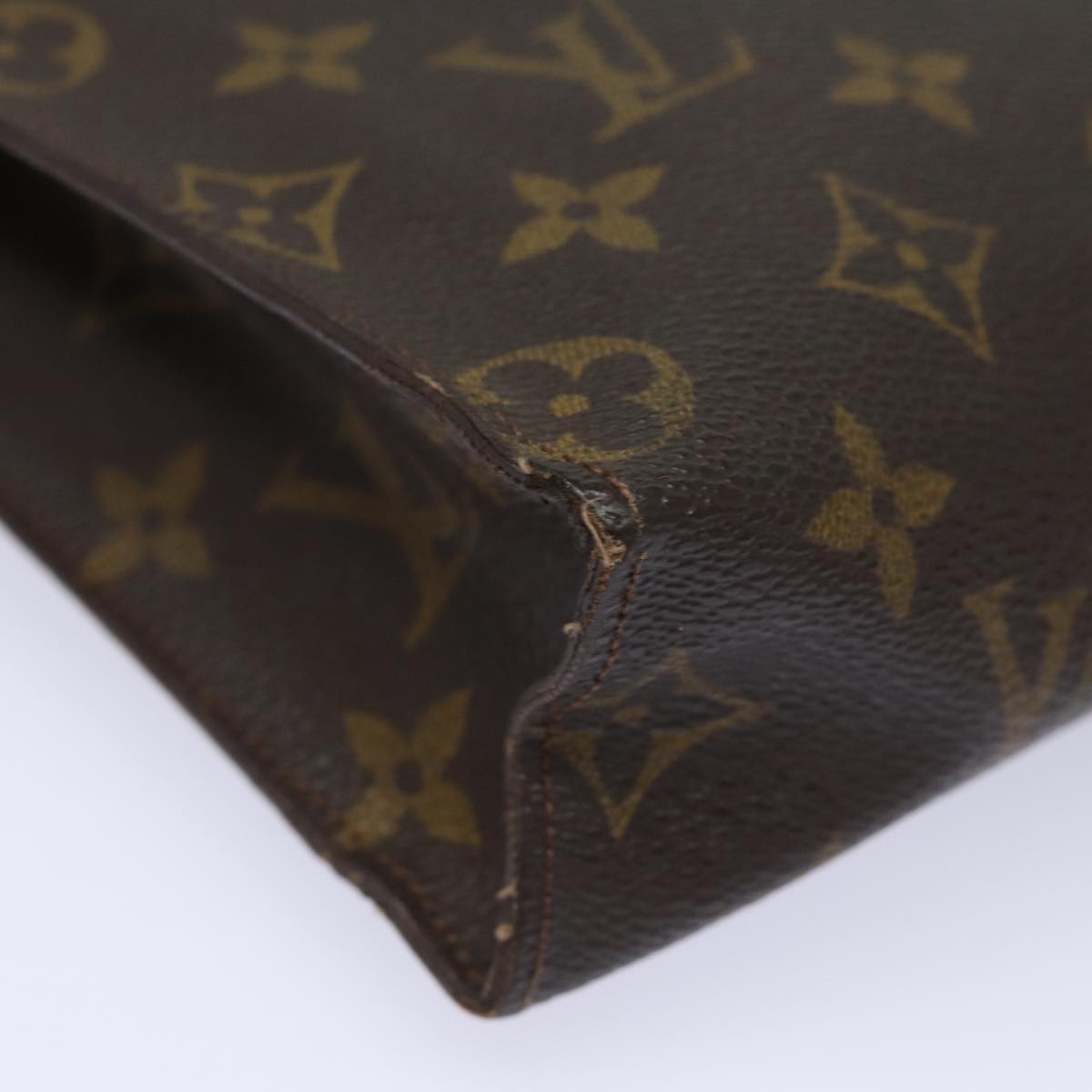 LOUIS VUITTON Monogram Poche Toilette 26 Pouch M47542 LV 82475