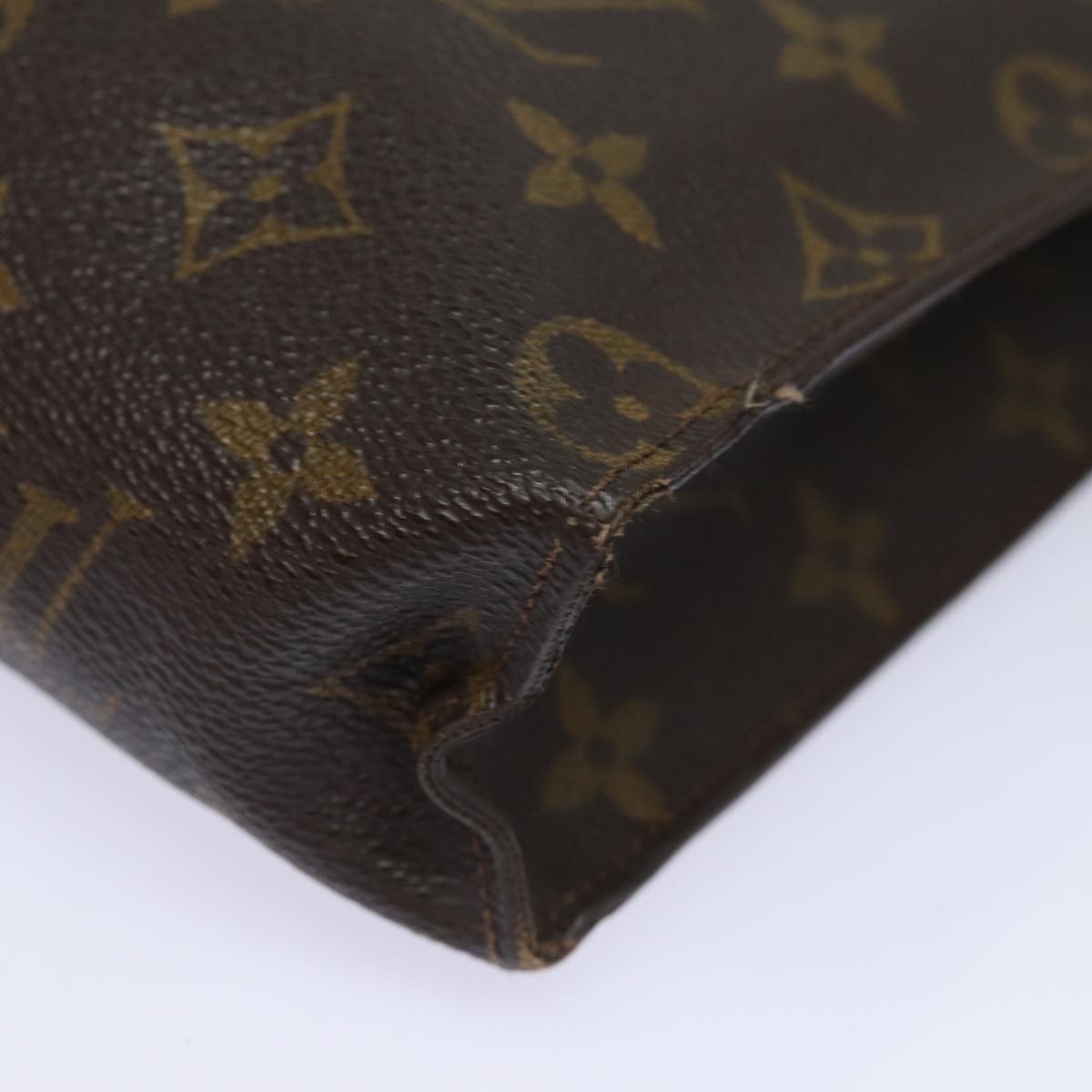 LOUIS VUITTON Monogram Poche Toilette 26 Pouch M47542 LV 82475