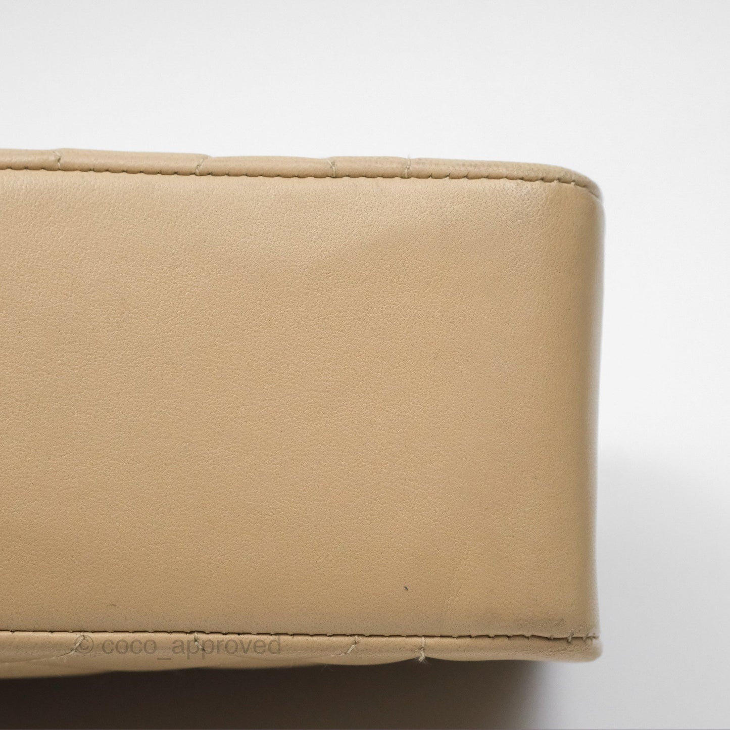 Chanel Vintage Small Quilted Classic Diana Flap Bag Beige Lambskin 24K Gold Hardware