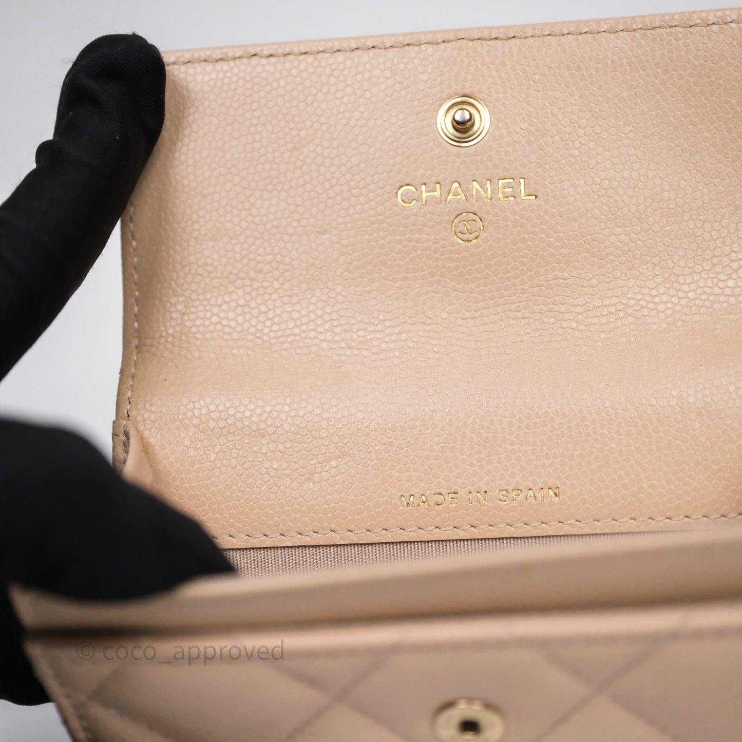 Chanel Pearl CC Flap Card Holder Beige Caviar Gold Hardware