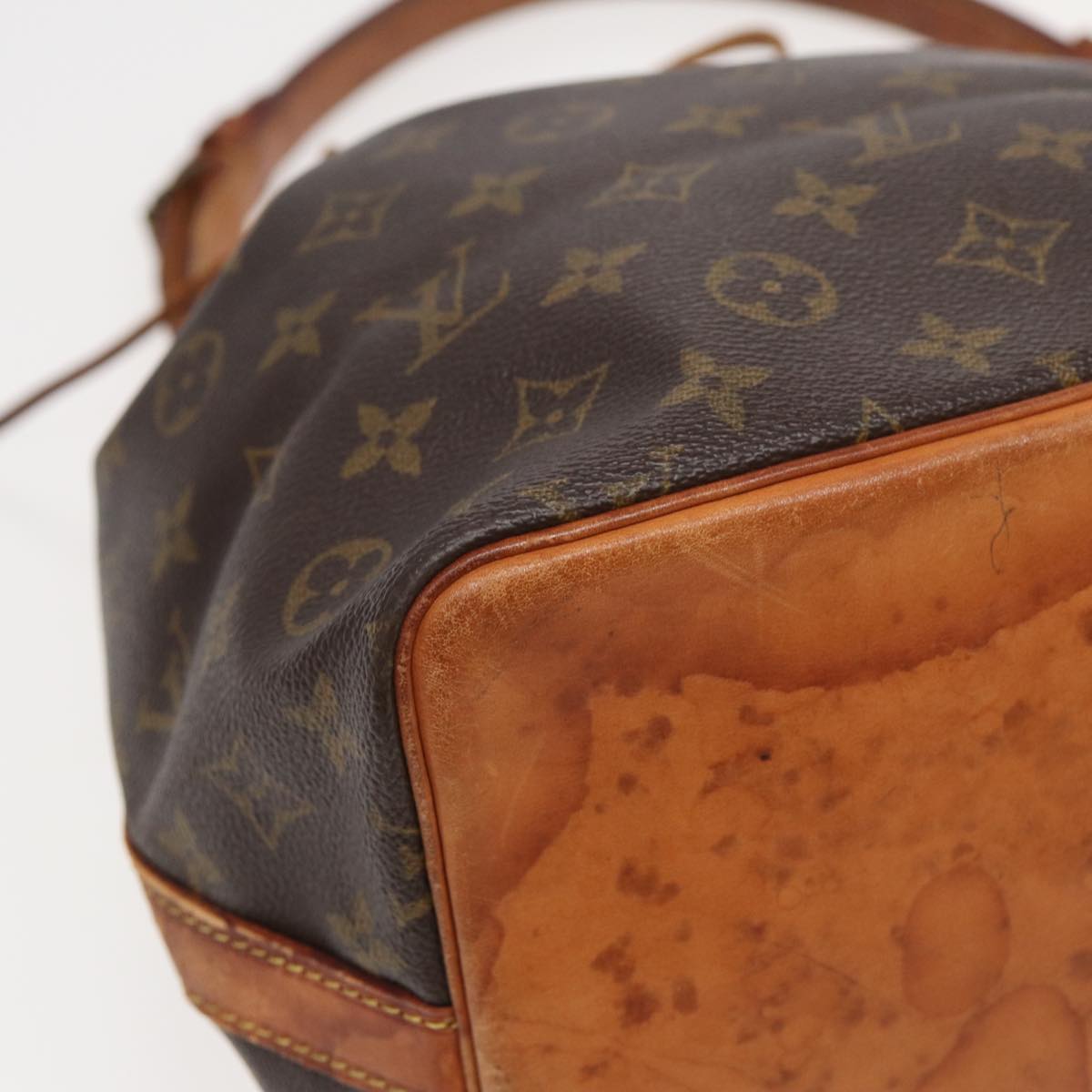 LOUIS VUITTON Monogram Petit Noe Shoulder Bag M42226 LV 82523