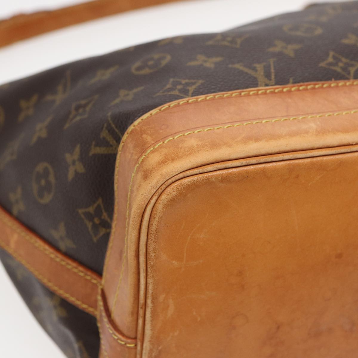 LOUIS VUITTON Monogram Noe Shoulder Bag M42224 LV 82525