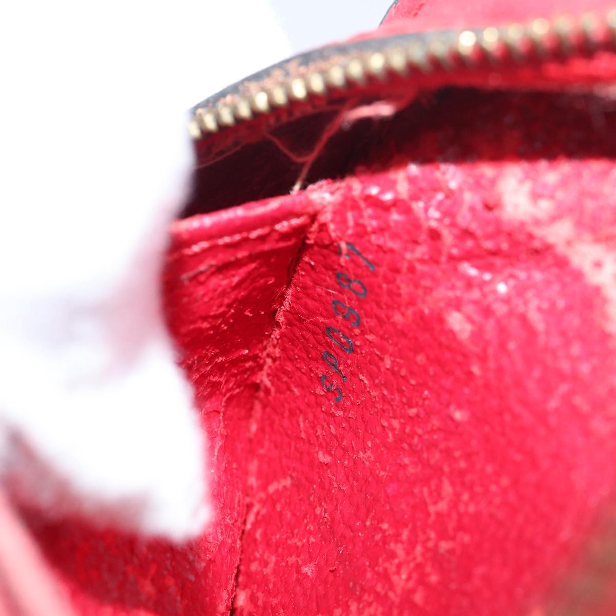 LOUIS VUITTON Epi Dauphine PM Pouch Castilian Red M48447 LV 82593