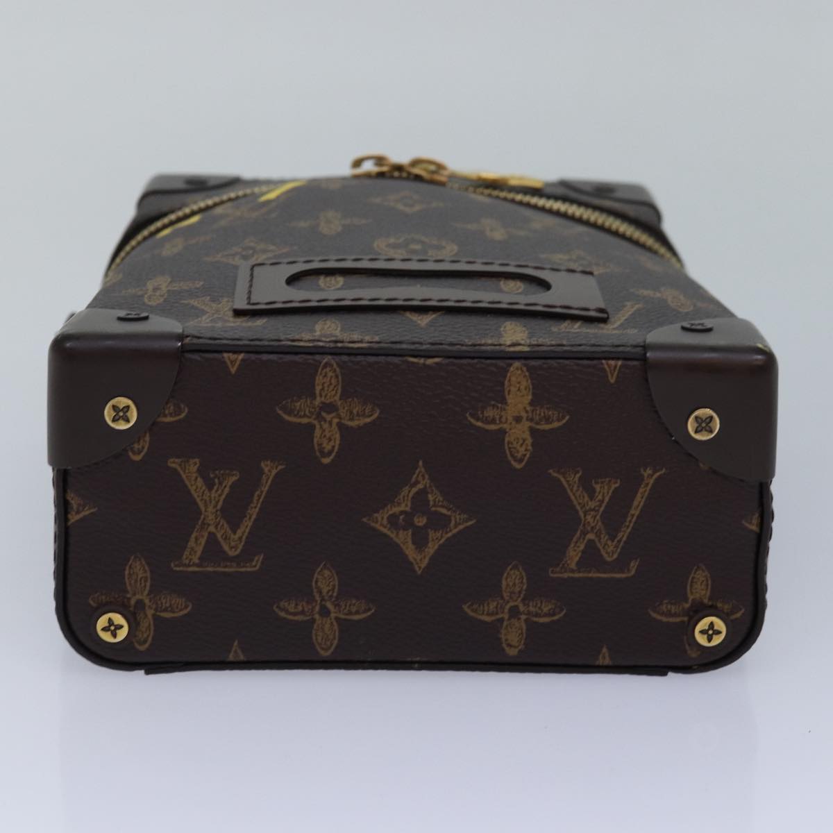 LOUIS VUITTON Monogram Vertical Box Shoulder Bag M59664 LV 82618A