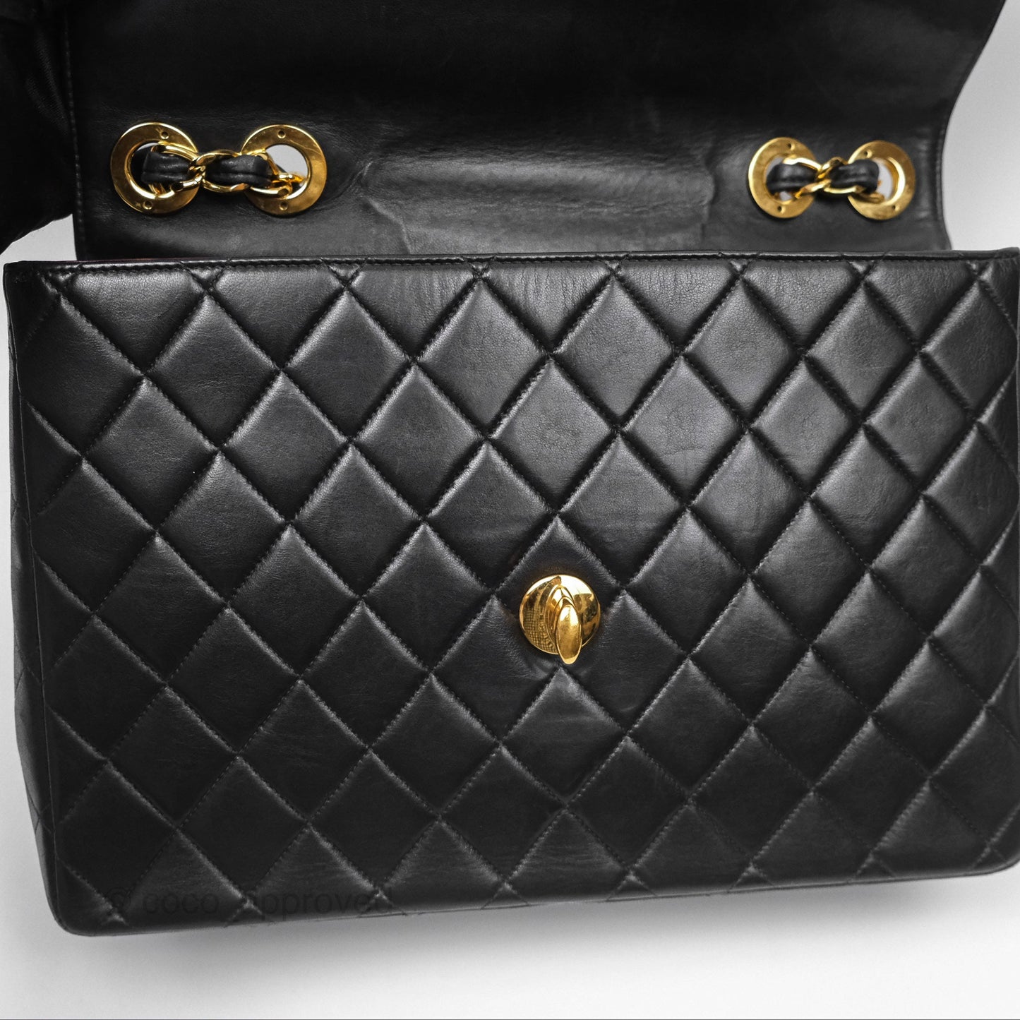 Chanel Vintage Jumbo Single Flap Black Lambskin 24K Gold Hardware