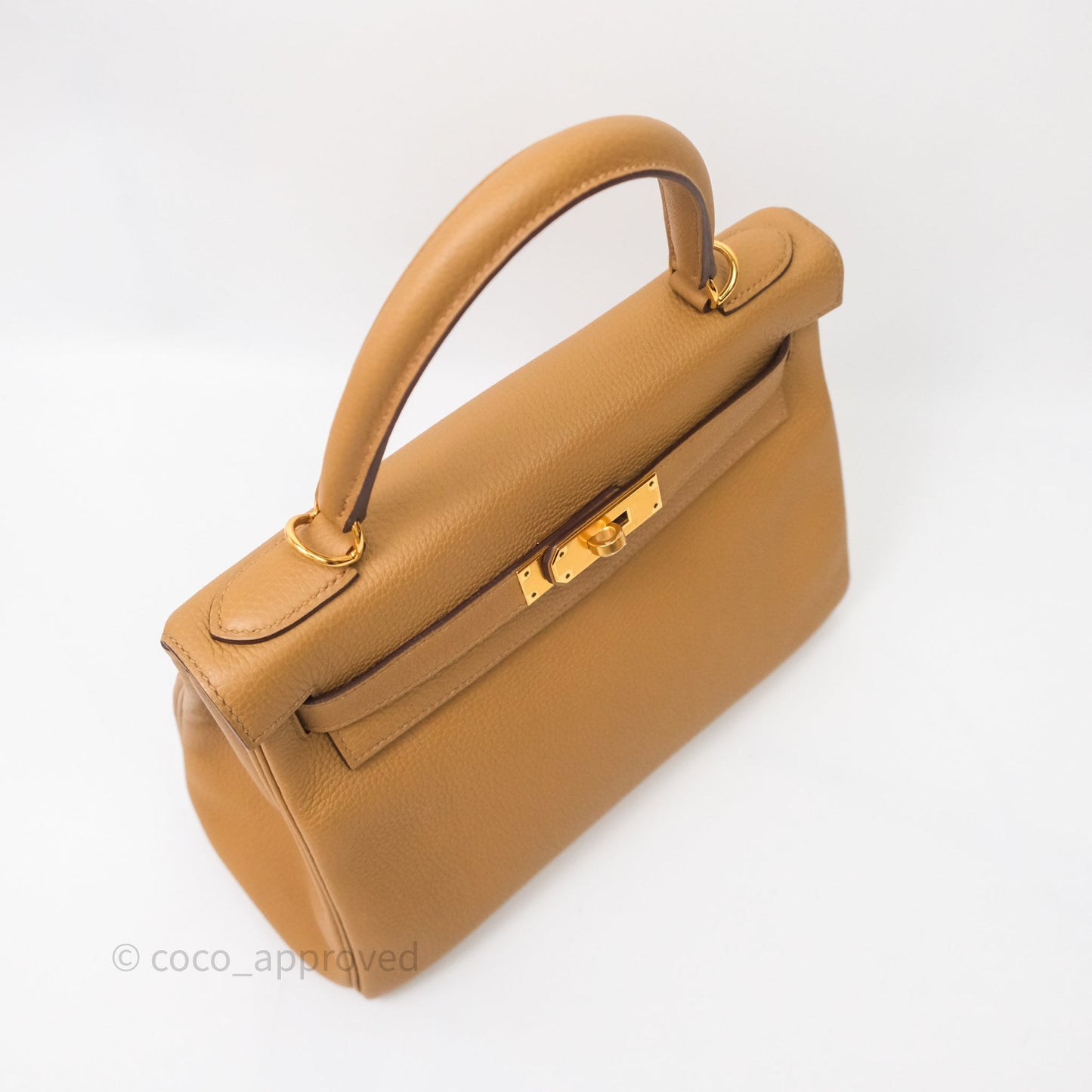 Hermès Kelly 28 Biscuit 4B Togo Gold Hardware