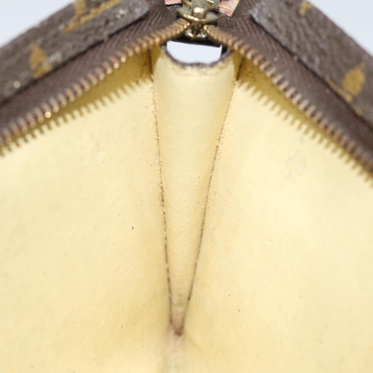 LOUIS VUITTON Monogram Bucket GM Pouch Accessory Pouch Vintage LV 82966