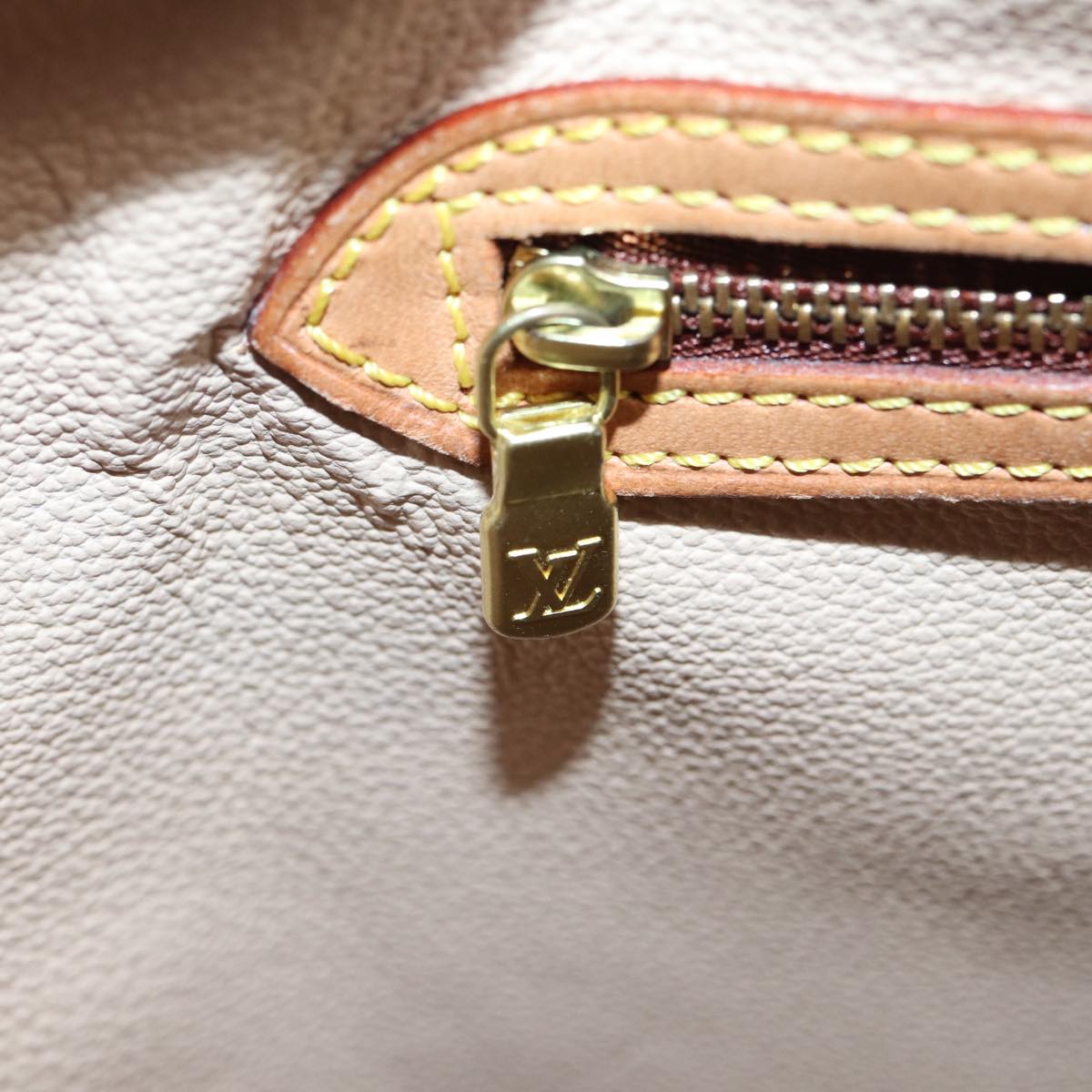 LOUIS VUITTON Monogram Bucket GM Shoulder Bag M42236 LV 82967