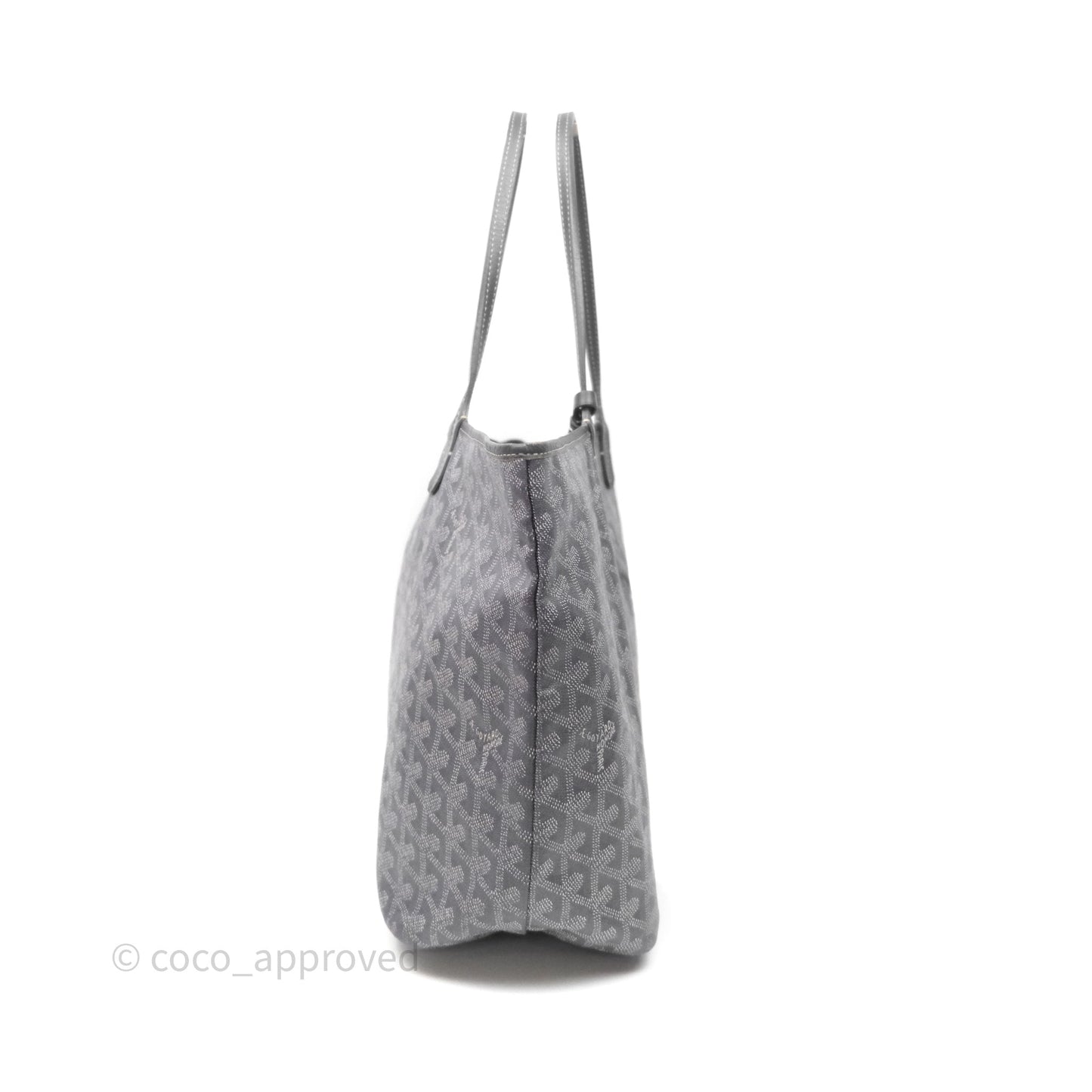 Goyard St Louis Tote PM ⁣⁣⁣⁣⁣⁣⁣⁣⁣⁣⁣⁣⁣⁣⁣⁣⁣⁣⁣⁣Grey