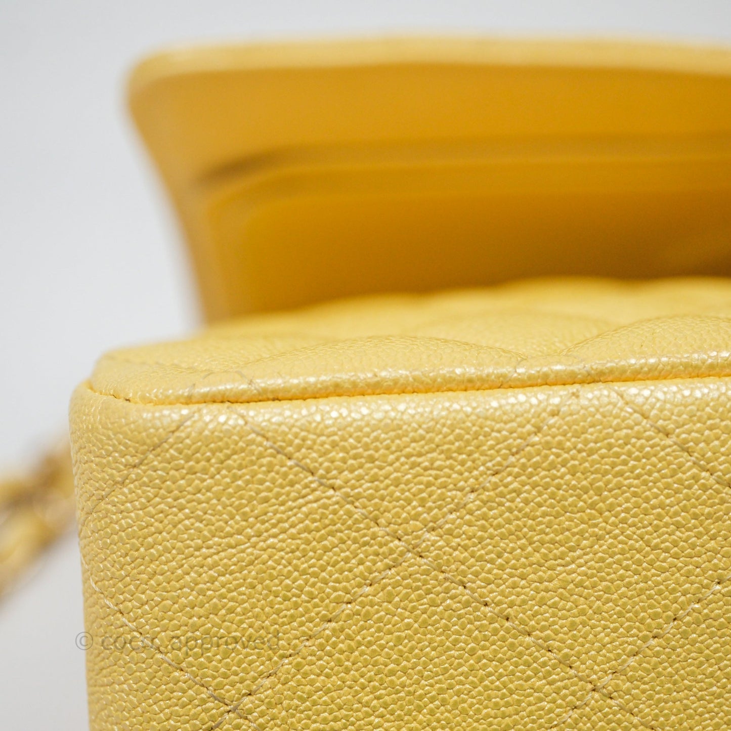 Chanel Classic M/L Medium Flap Quilted Iridescent Yellow Caviar Gold Hardware
