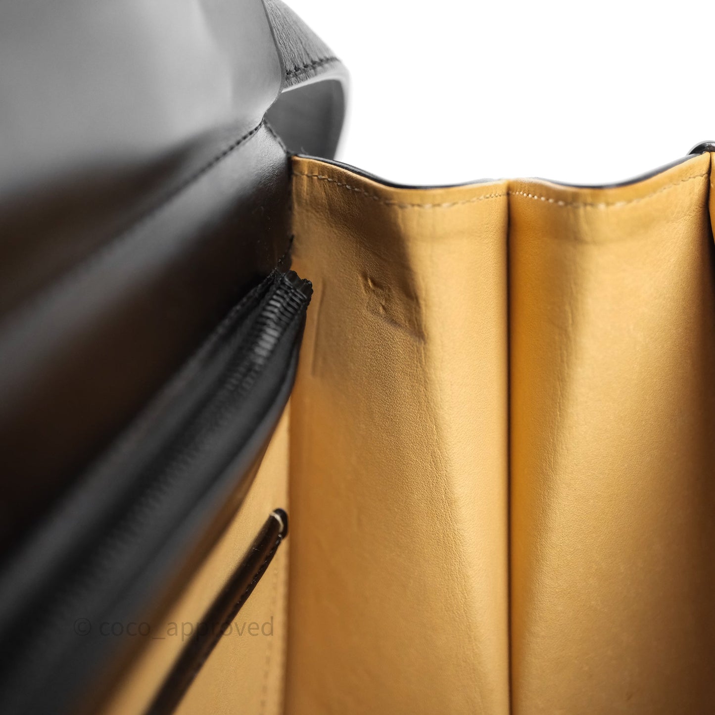 Delvaux Brillant MM Calfskin Black