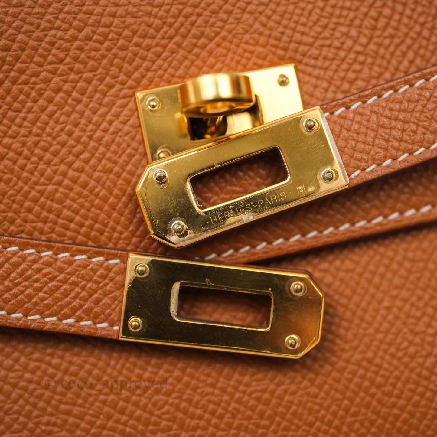 Hermès Kelly To Go Wallet Gold 37 Epsom Gold Hardware