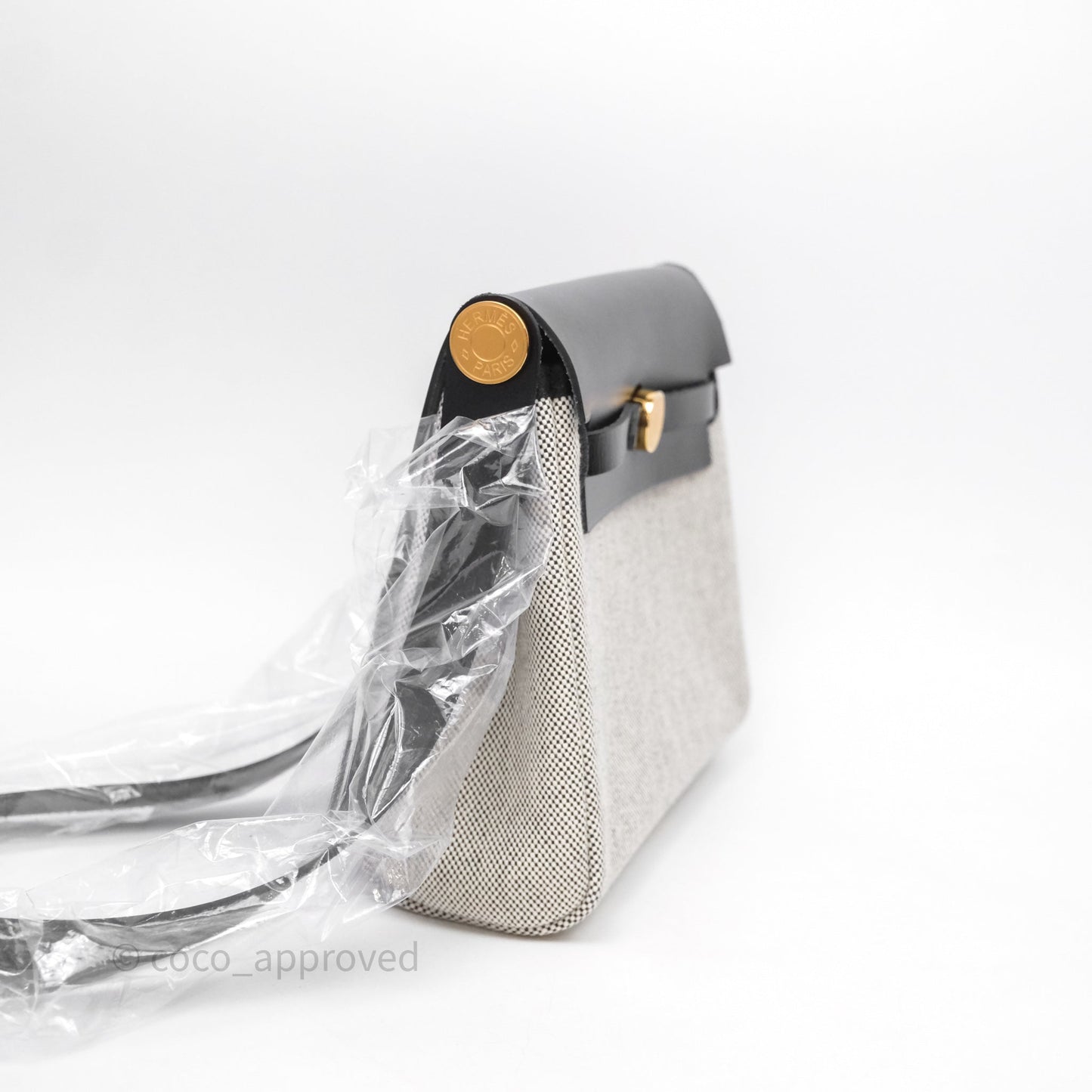Hermès Herbag Zip 20 Mini Ecru-Noir Canvas Gold Hardware