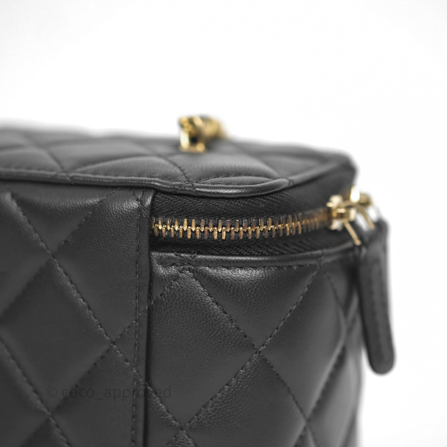 Chanel Vanity With Pearl Crush Chain Black Lambskin Aged Gold Hardware
